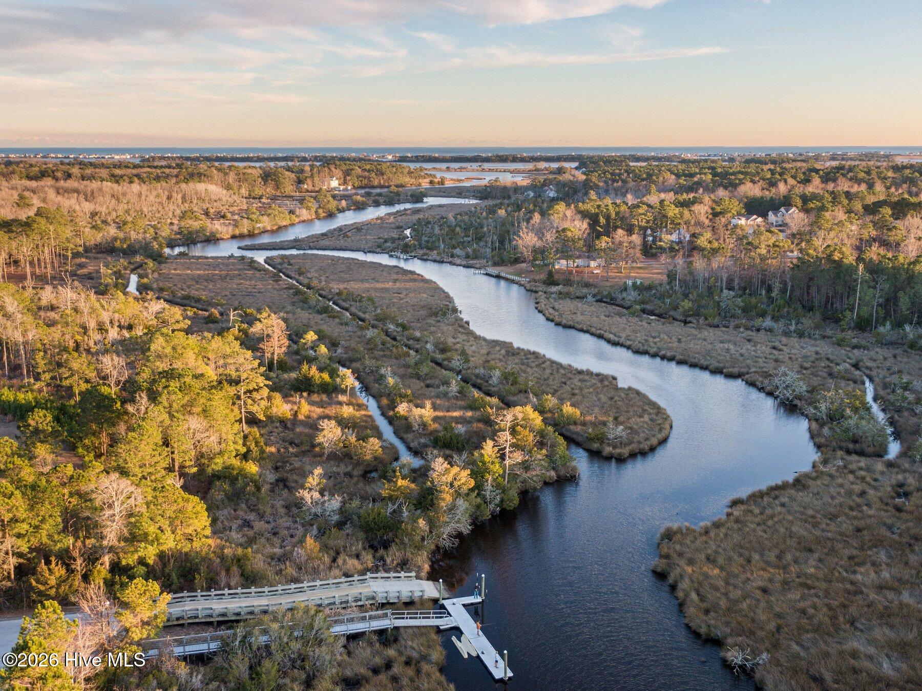 100558879 | Photo 63