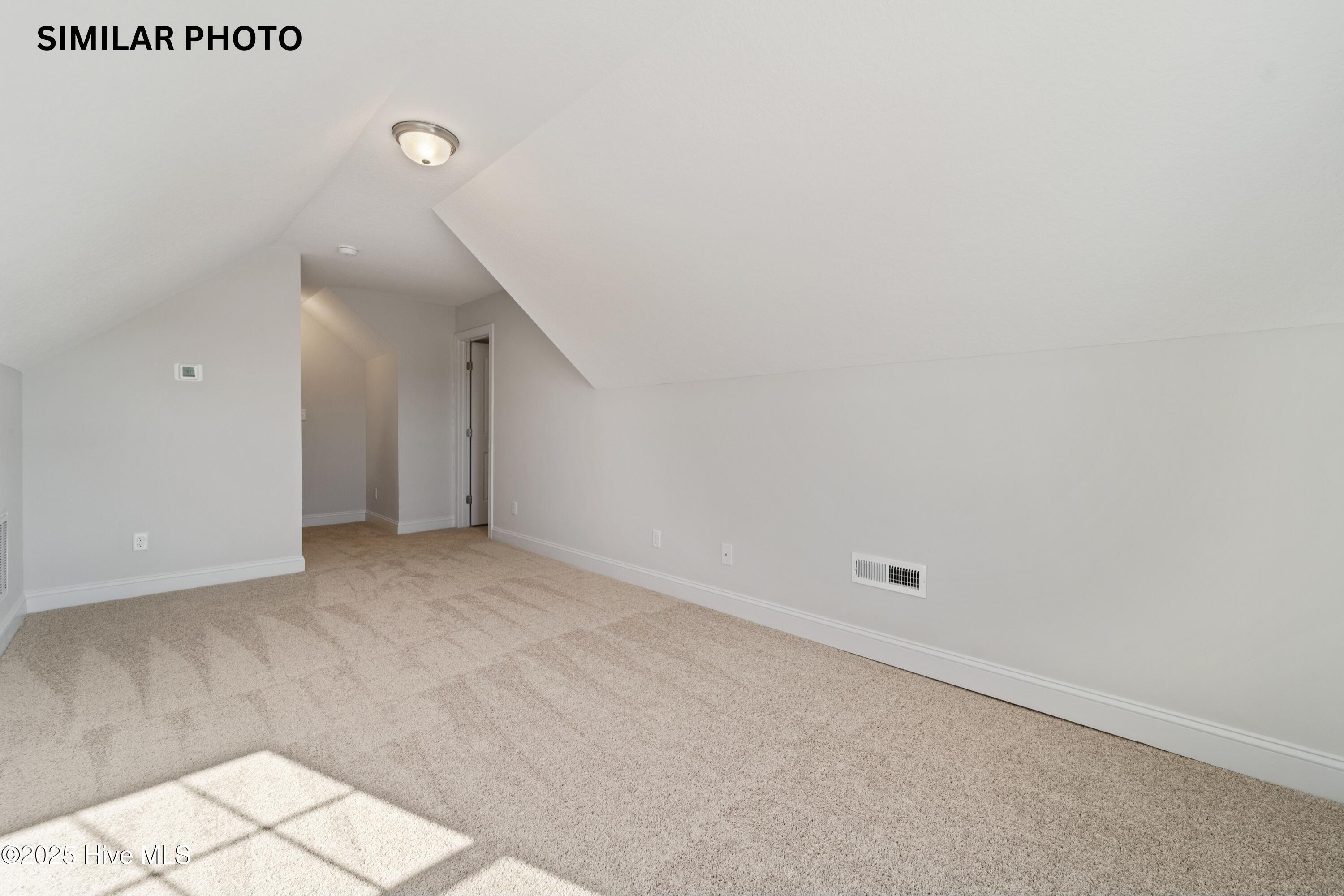 100535939 | Photo 38