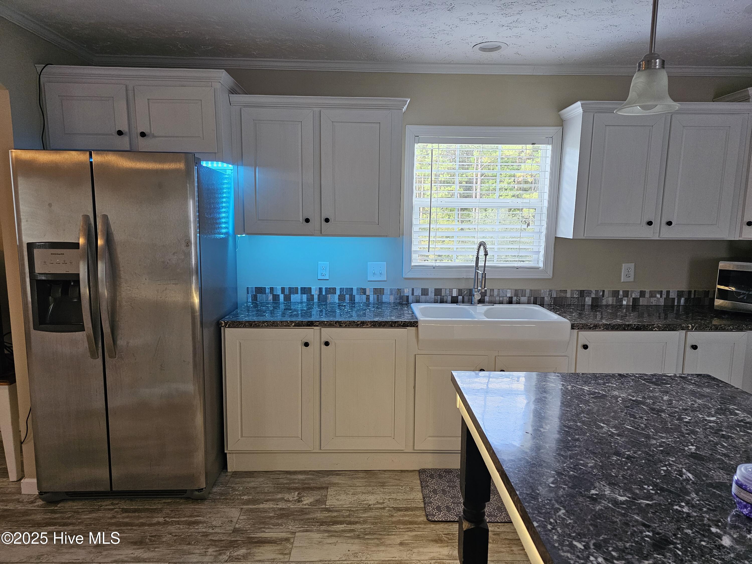 100535573 | Photo 31