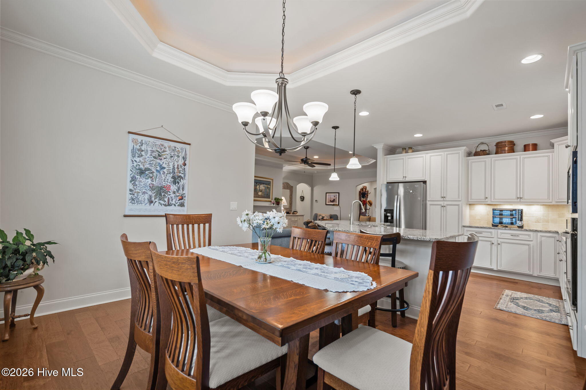 100565416 | Photo 21