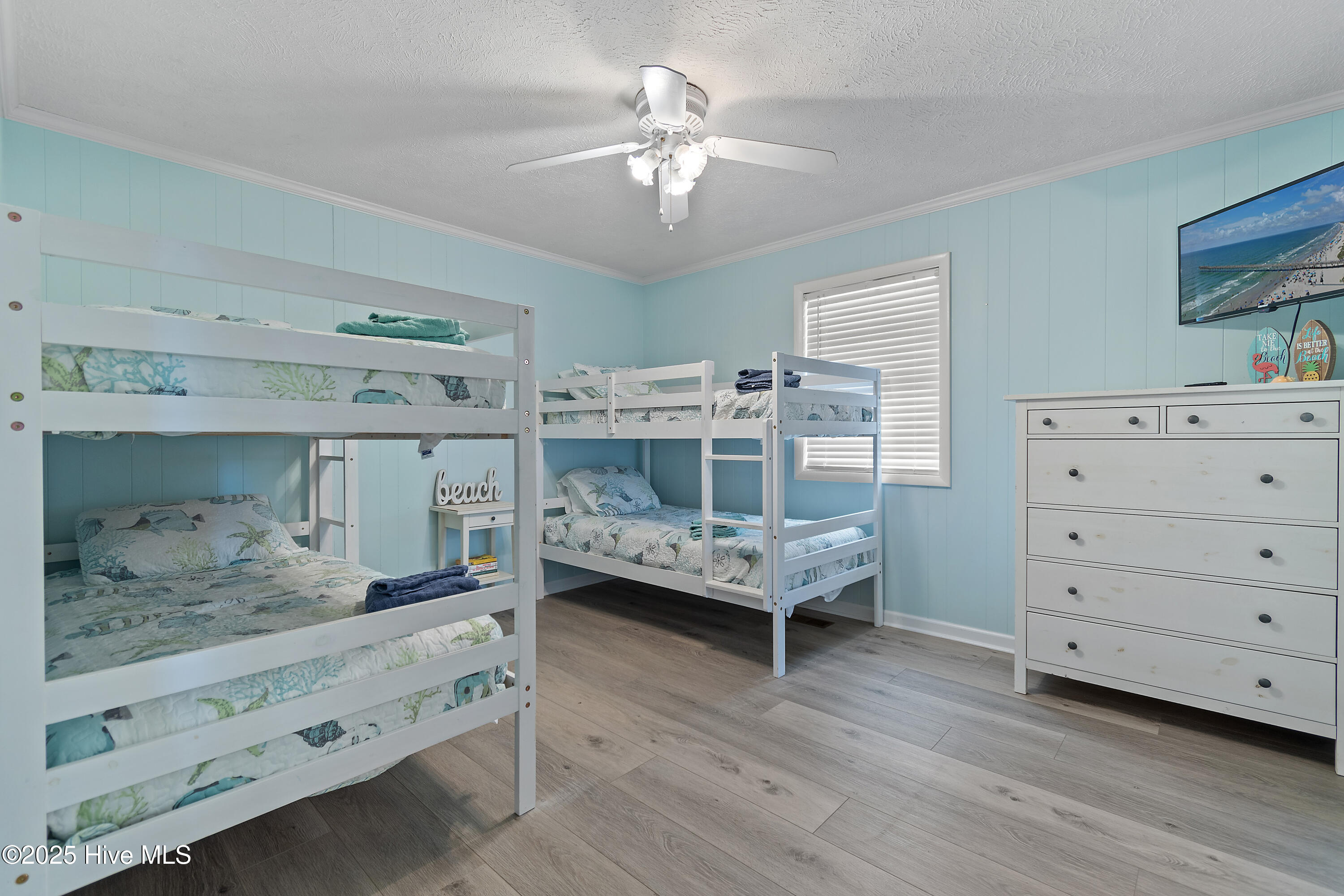 100529417 | Photo 16