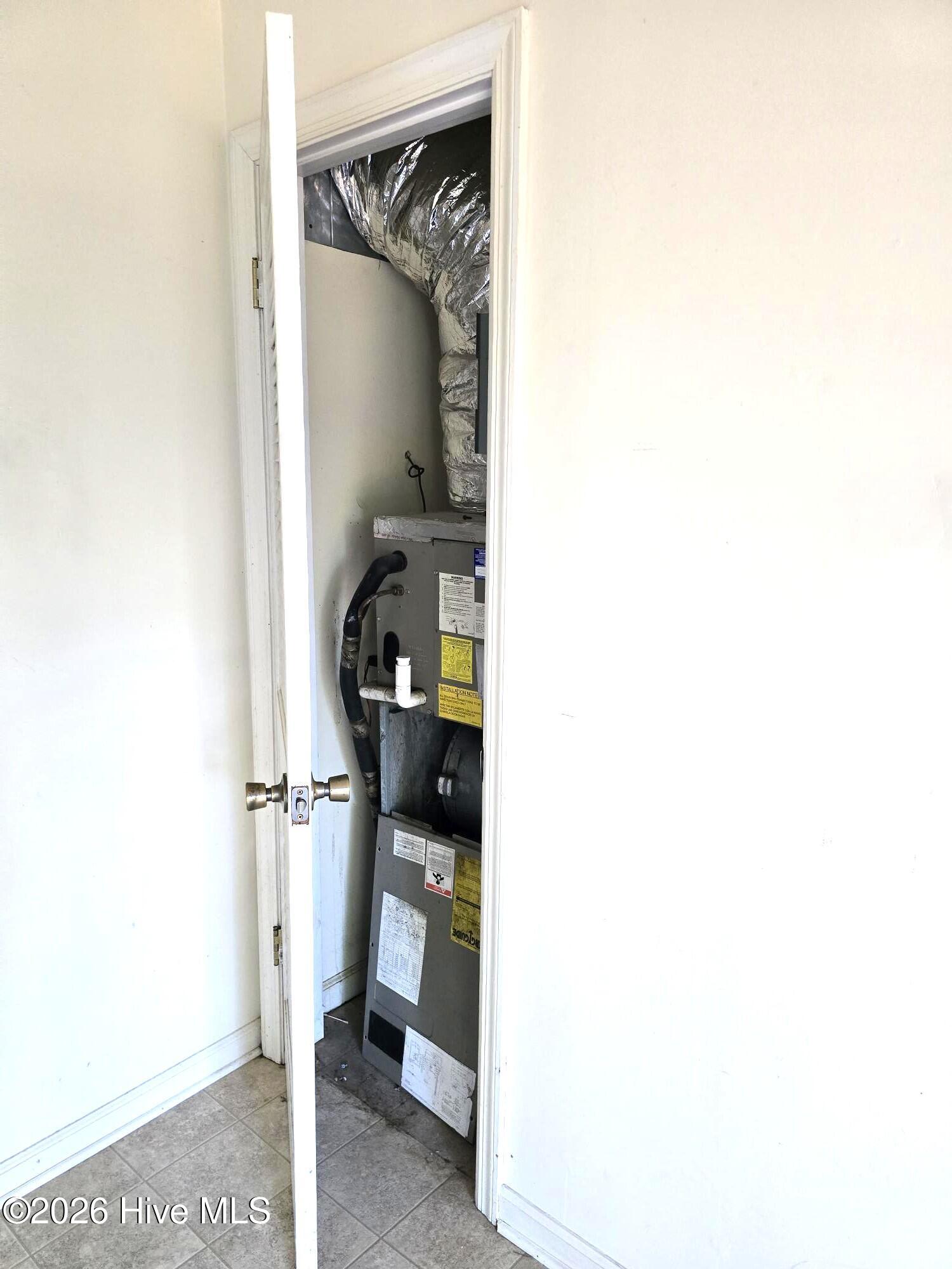 100567679 | Photo 26