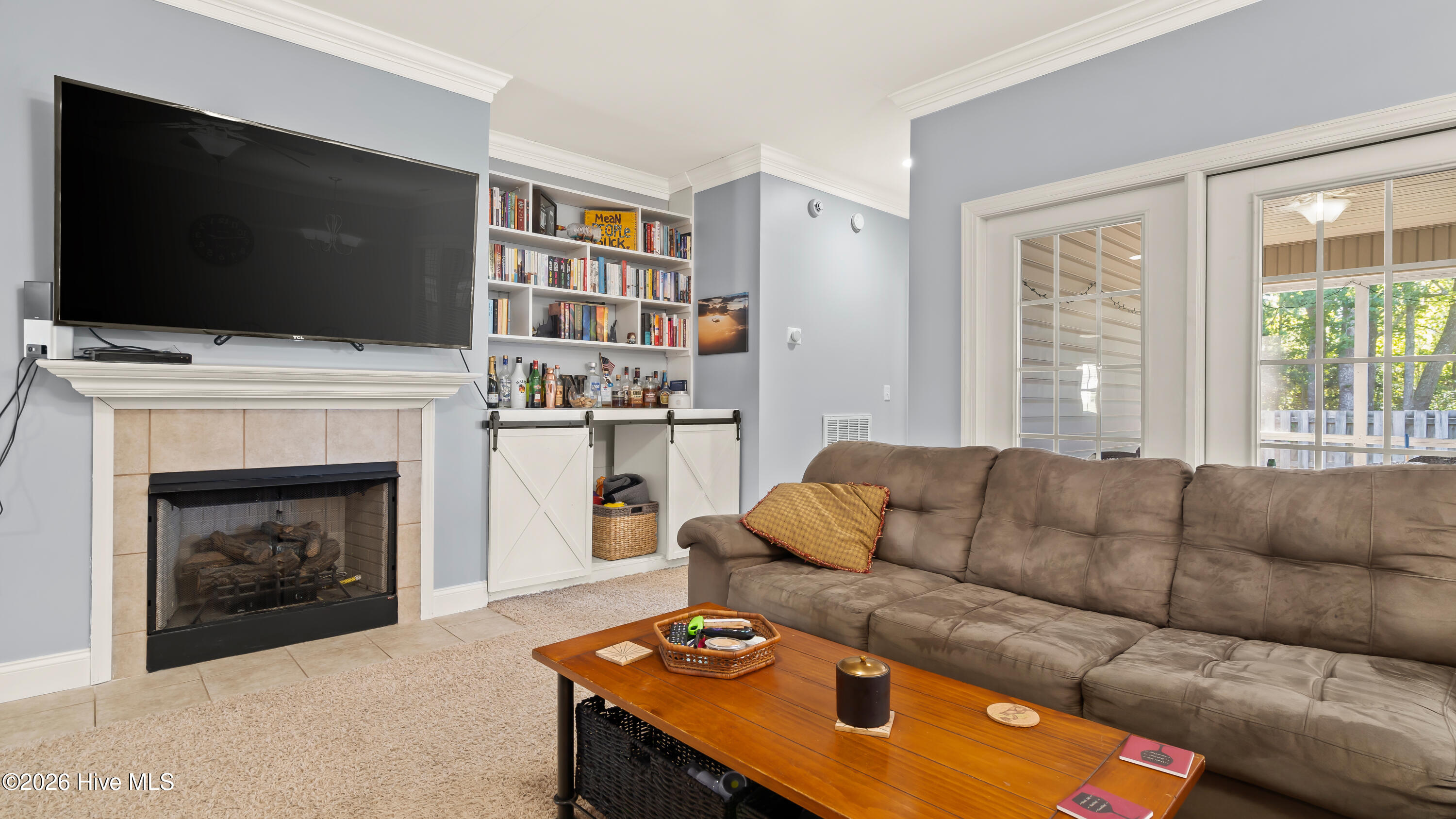 100566448 | Photo 12