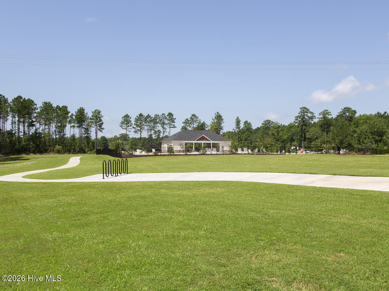 100548051 | Photo 45