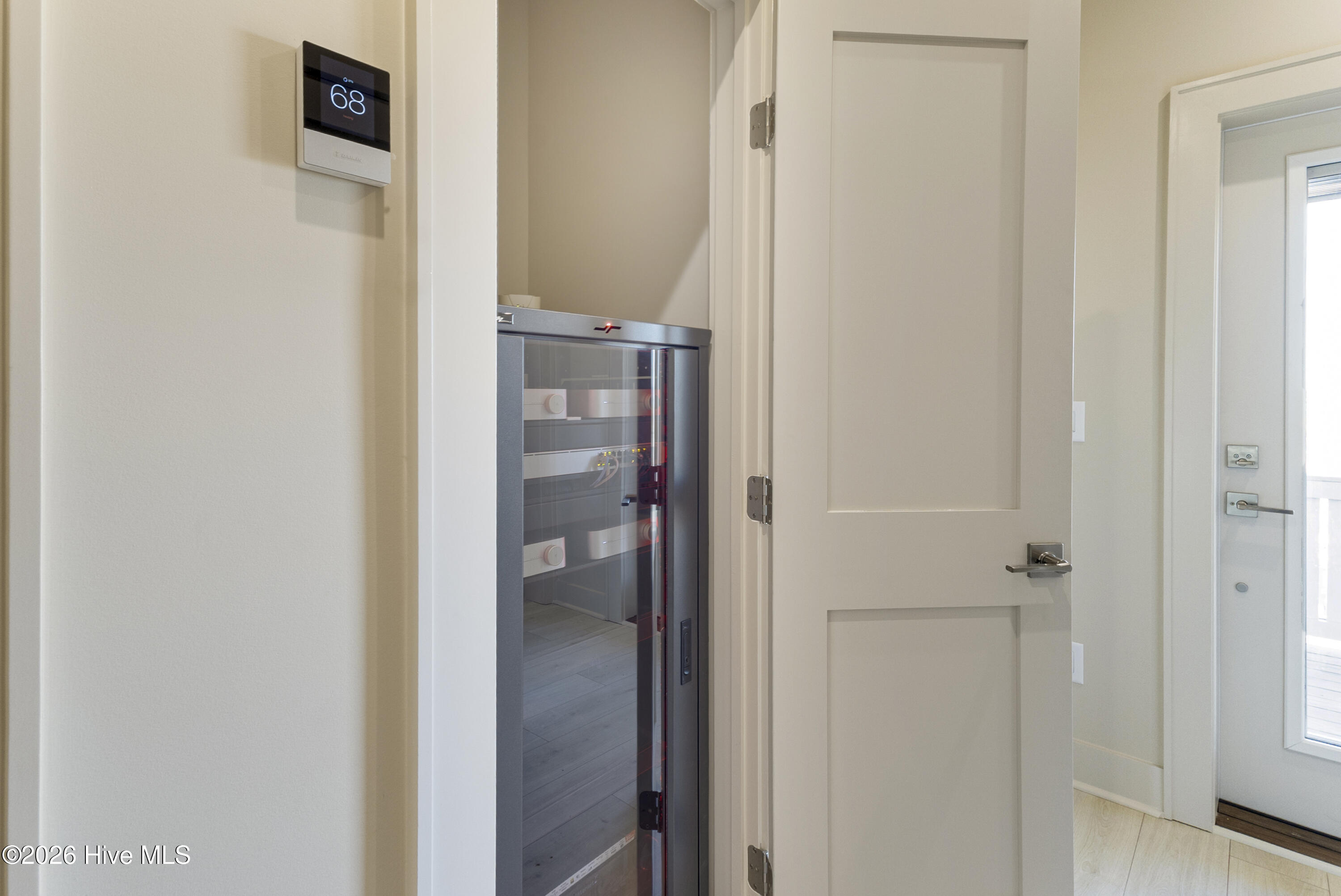 100551953 | Photo 95