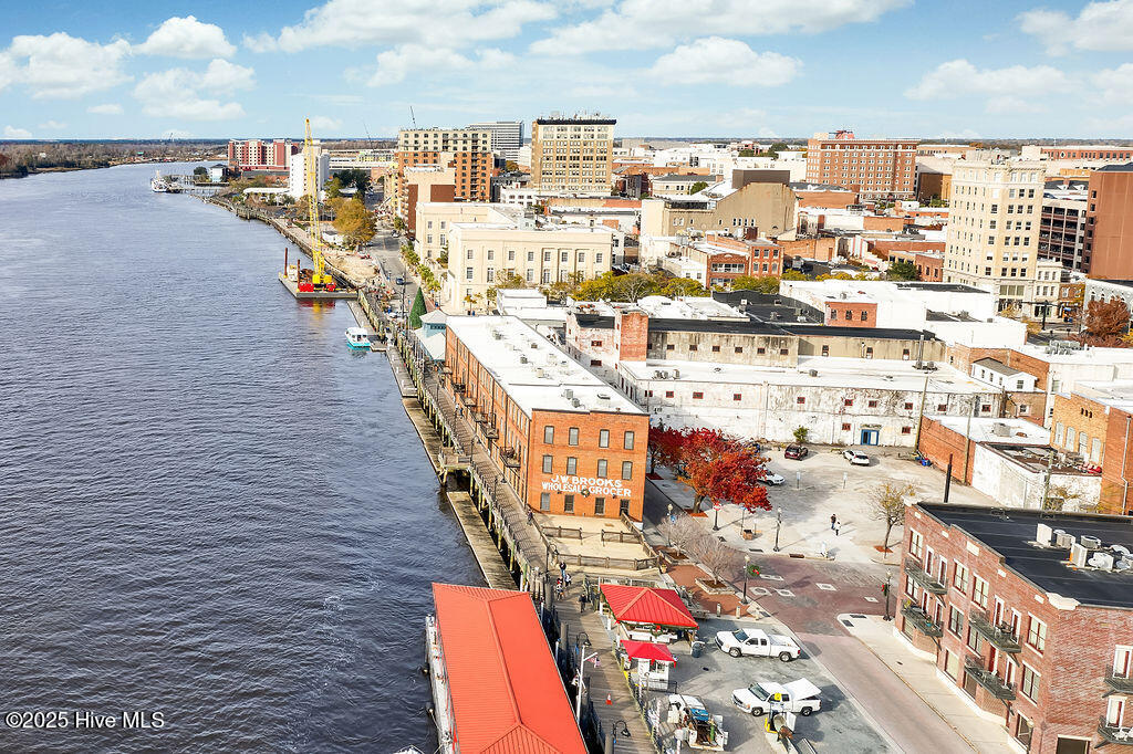 100491129 | Photo 35