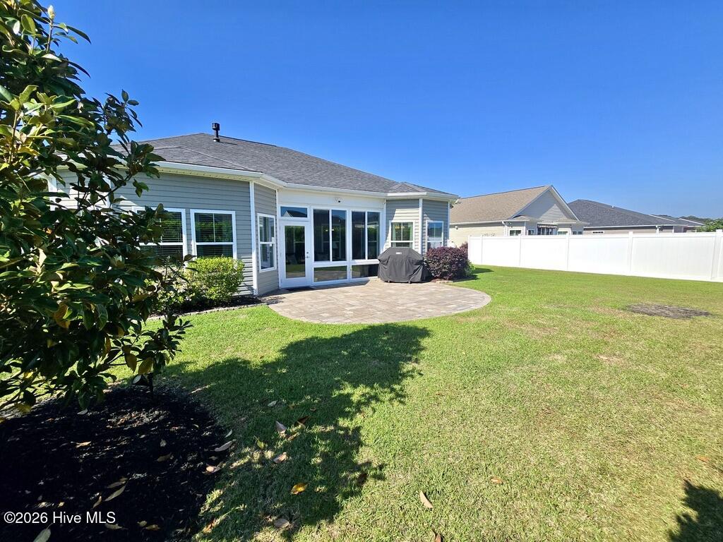 100551713 | Photo 33