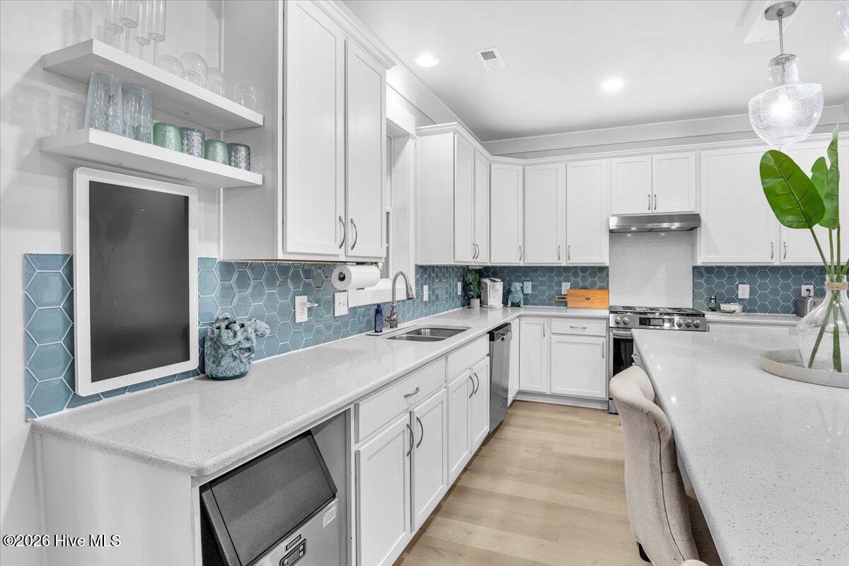 100551826 | Photo 14