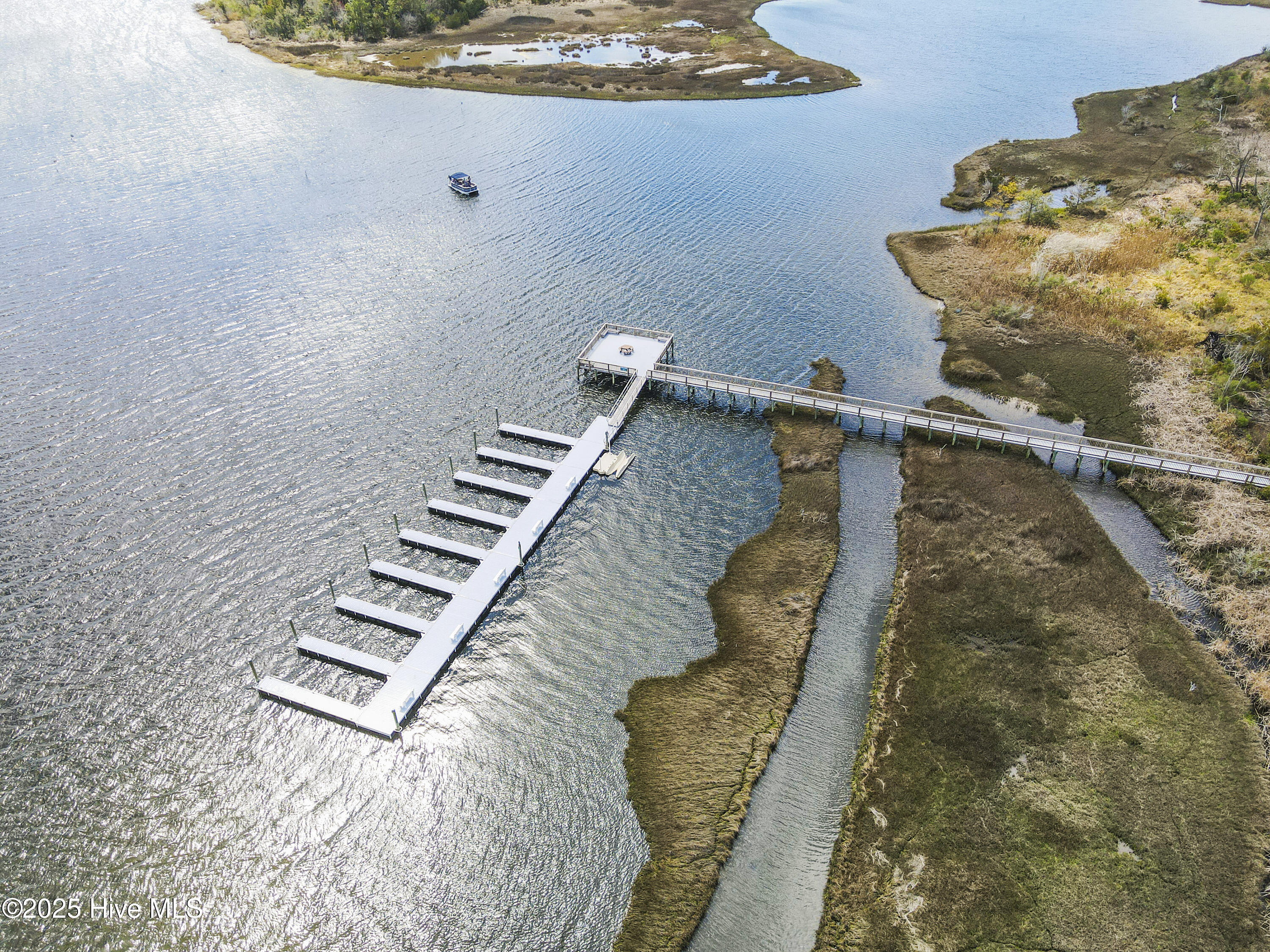 100524767 | Photo 61