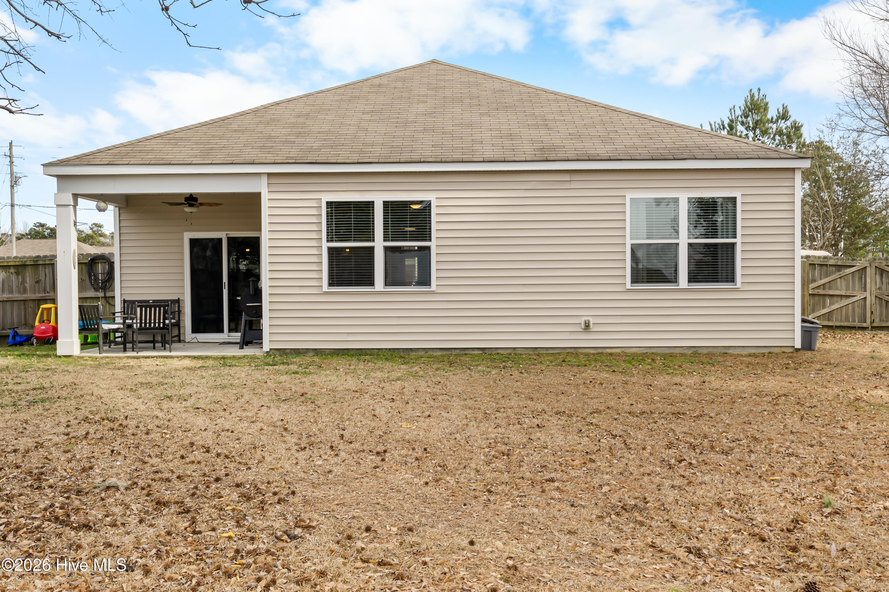 100552885 | Photo 29