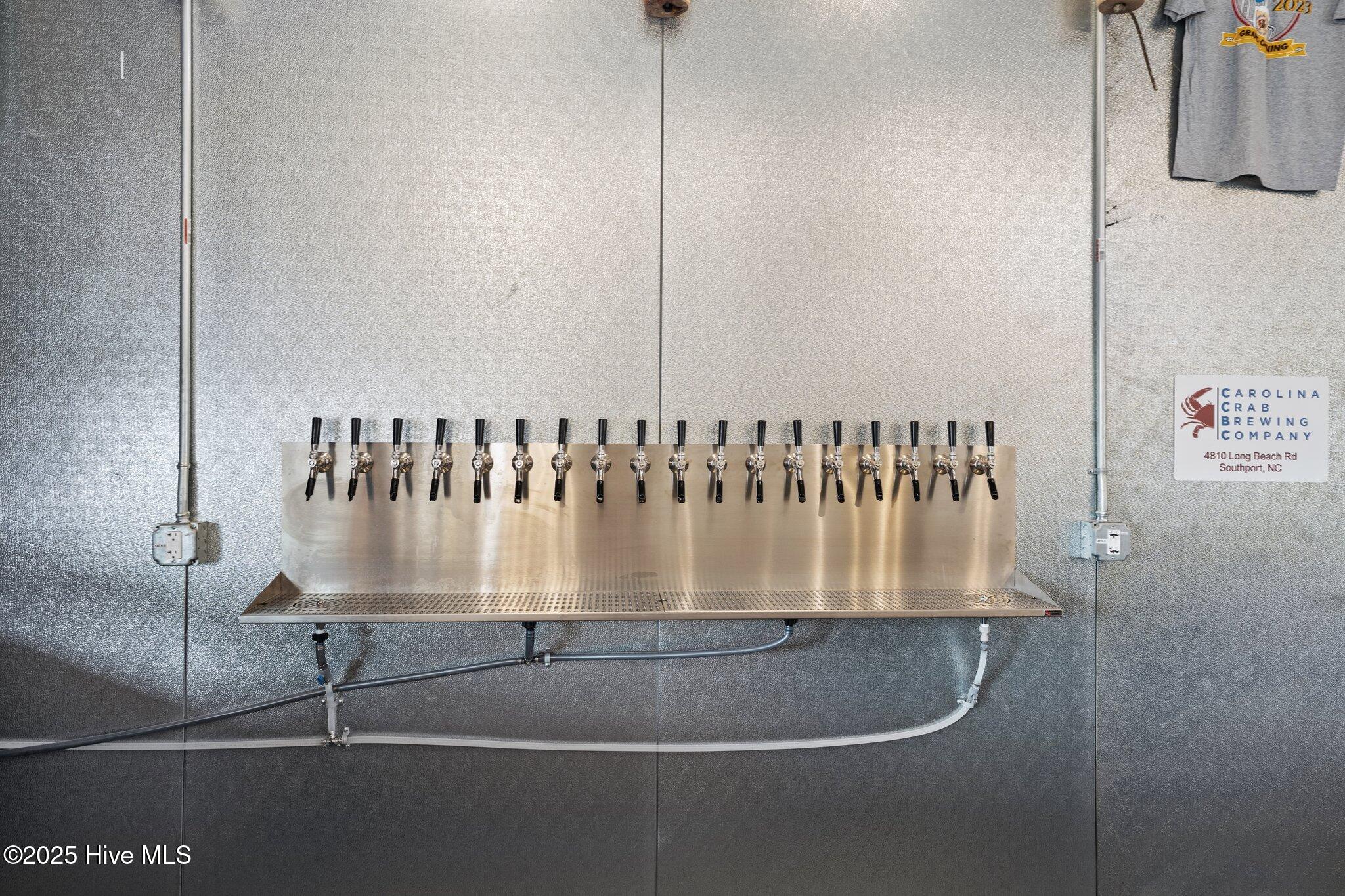 100545245 | Photo 18