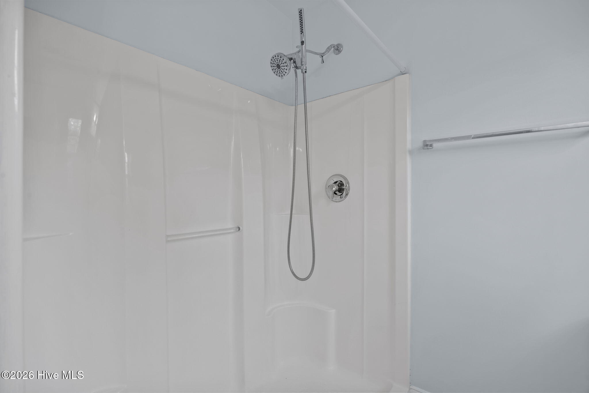 100564597 | Photo 36