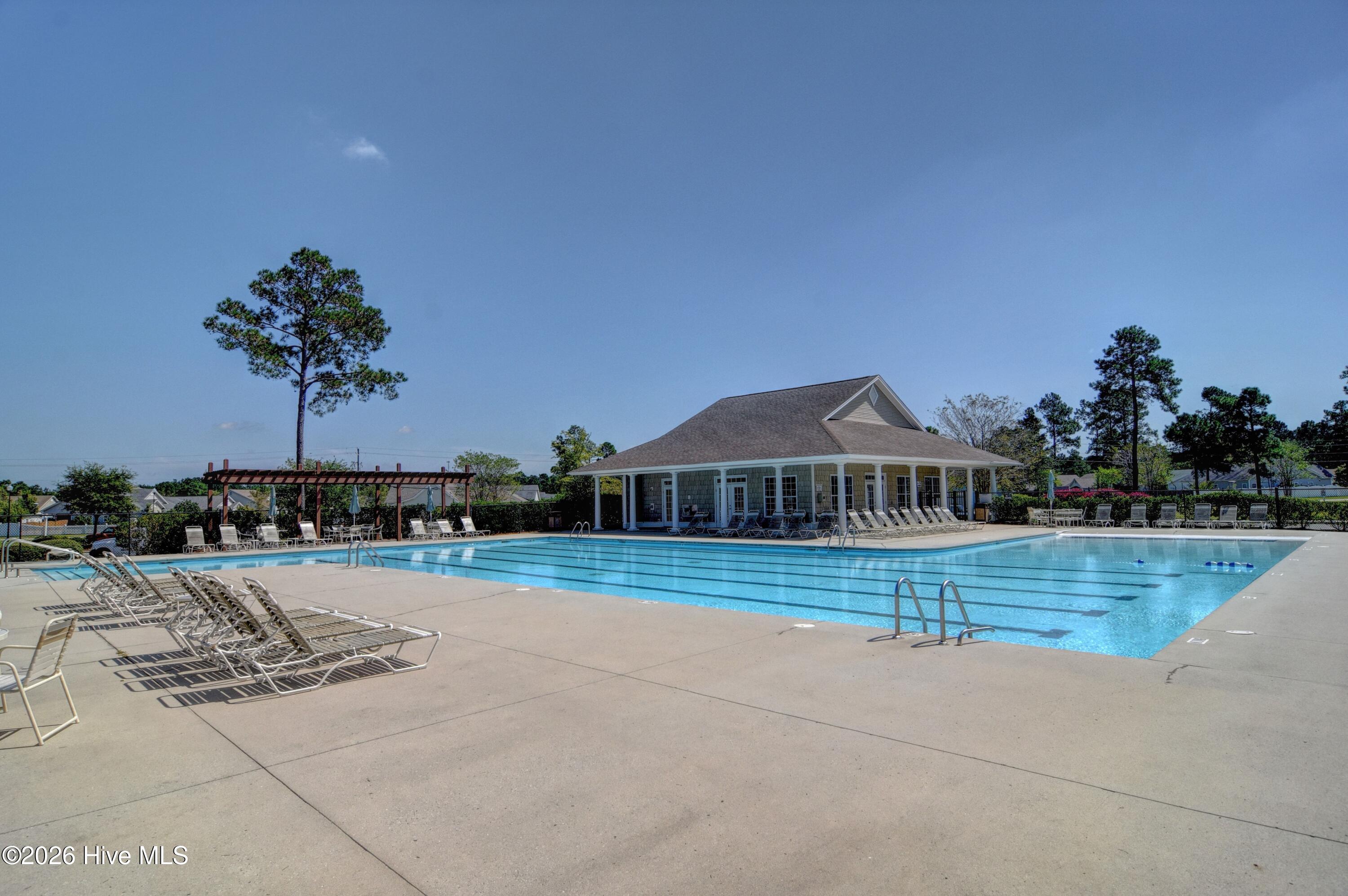 100561513 | Photo 41