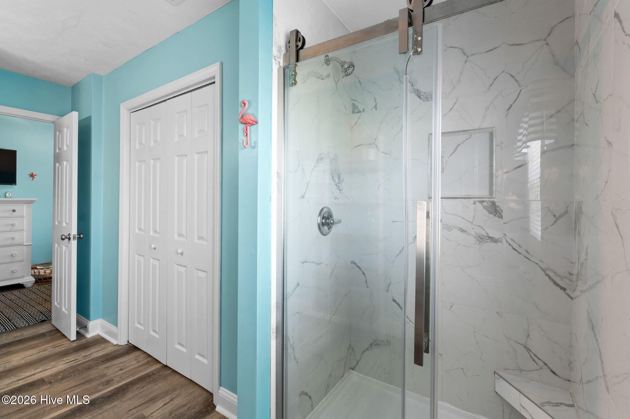 100563931 | Photo 48