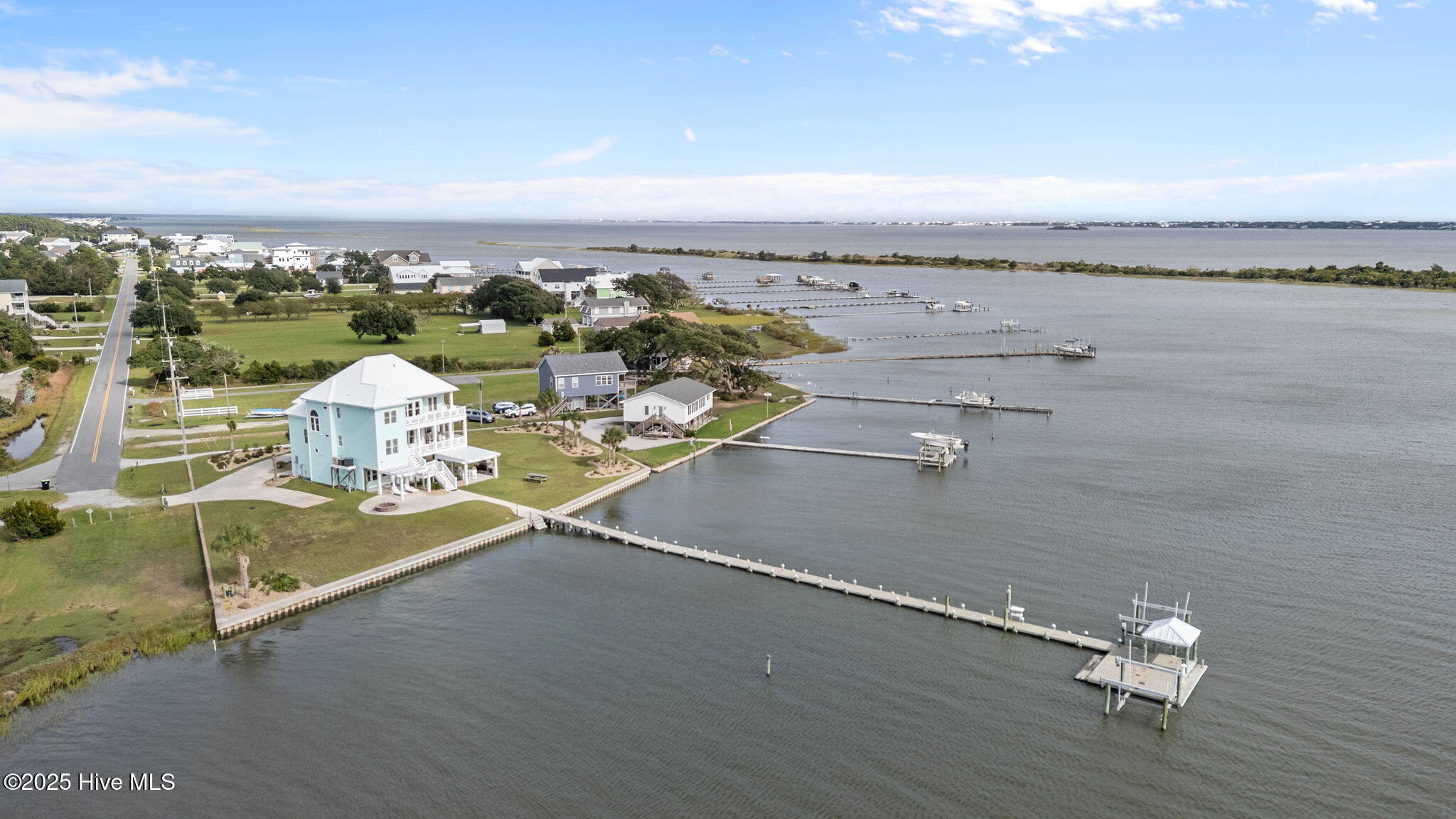 389 Live Oak Road, Newport, NC, 28570