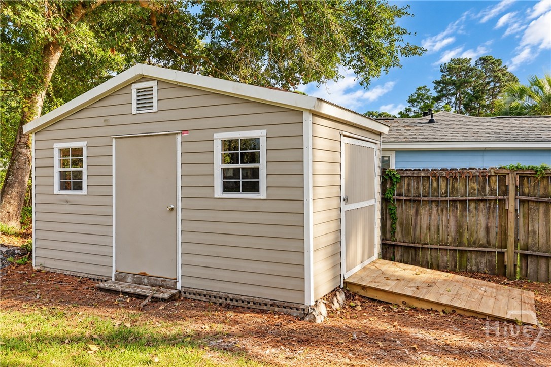 210 Treasure Loop