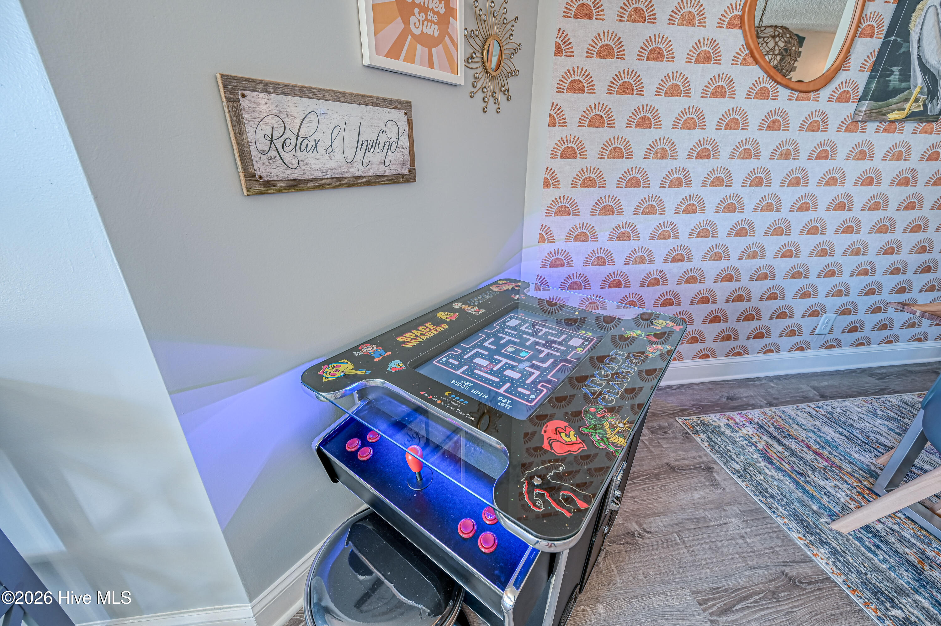 100568256 | Photo 27