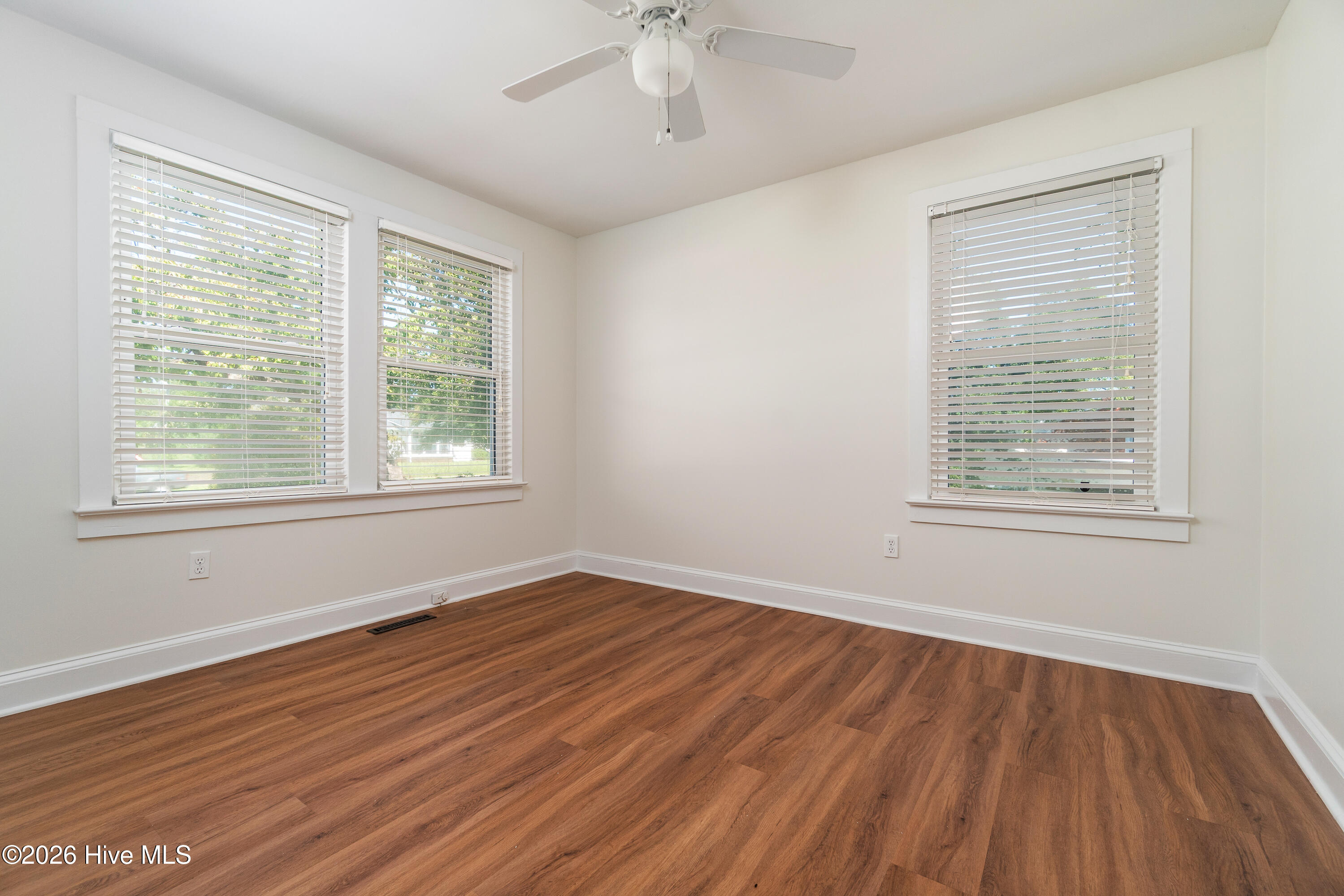 213 Mansfield Parkway,Morehead City