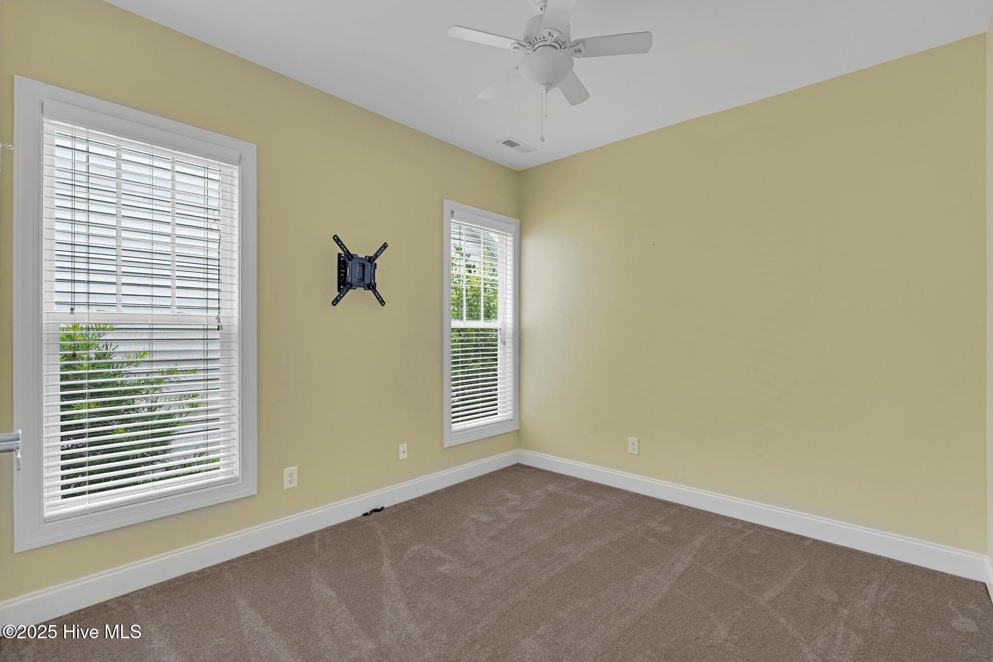 100513832 | Photo 29