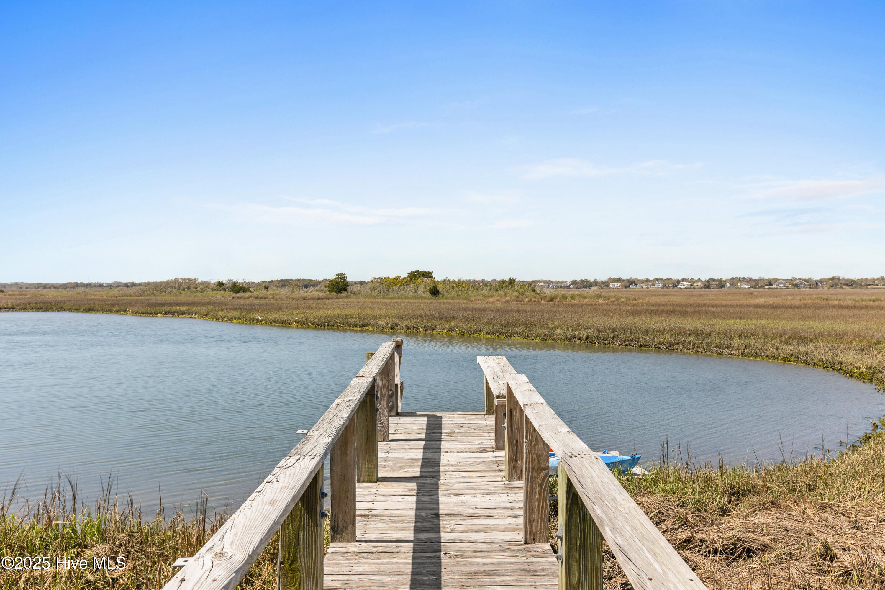 100497696 | Photo 47