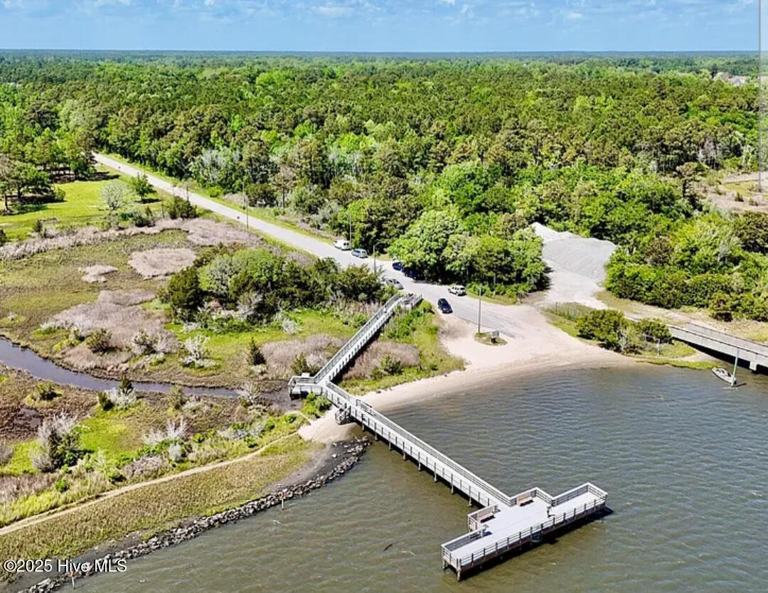 100539235 | Photo 44