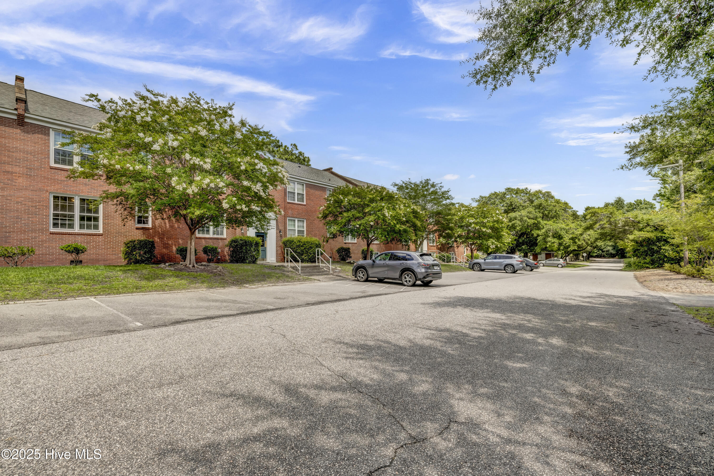 2940 Oleander Drive F5, Wilmington, NC 28403 – photo 3: 2940 Oleander Drive, F5