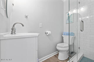 100525169 | Photo 21