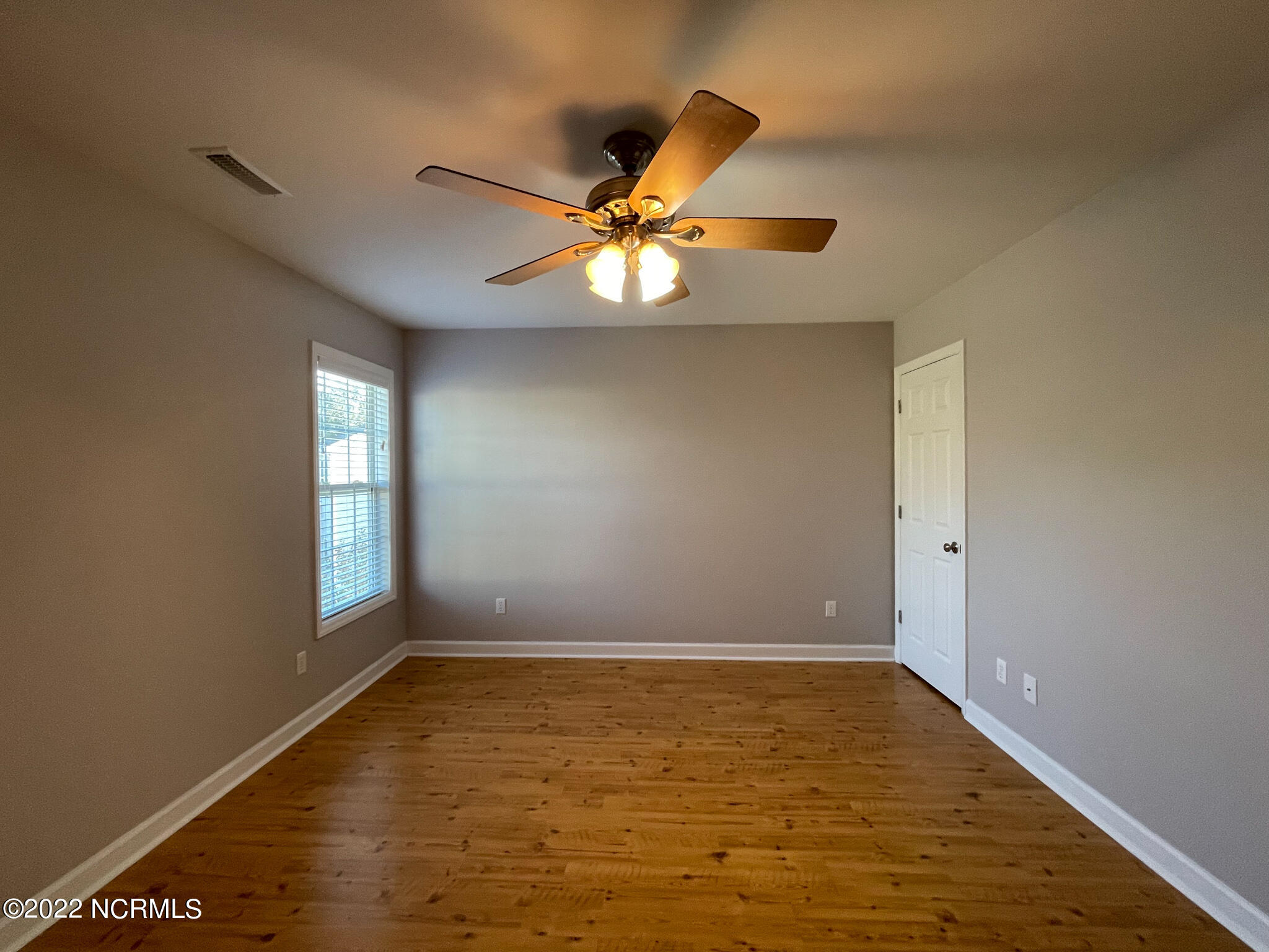 100555173 | Photo 28