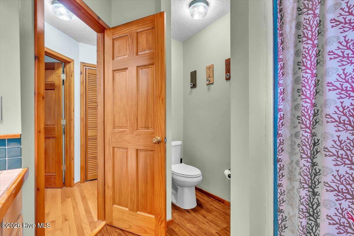 100561735 | Photo 30