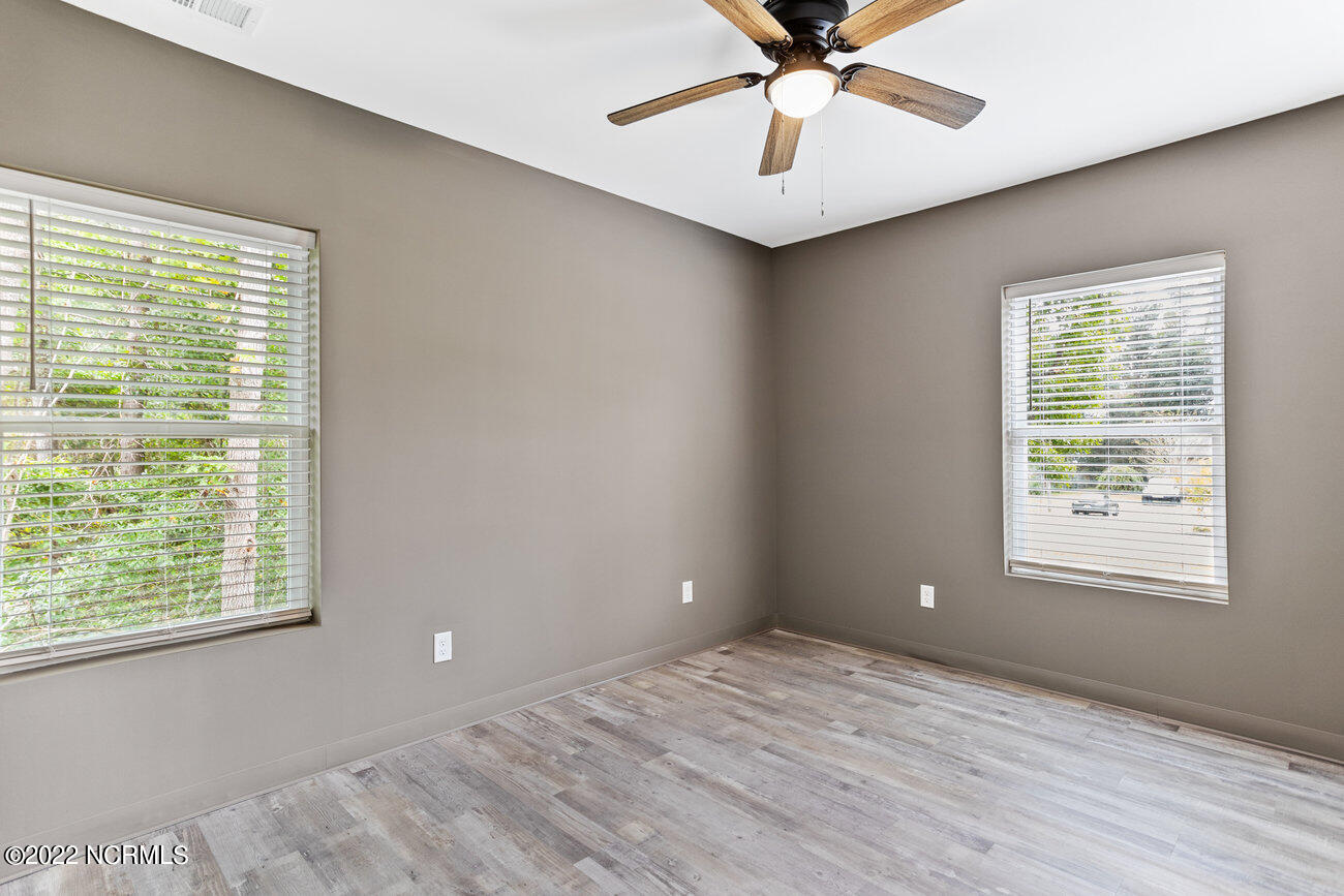 100492638 | Photo 33