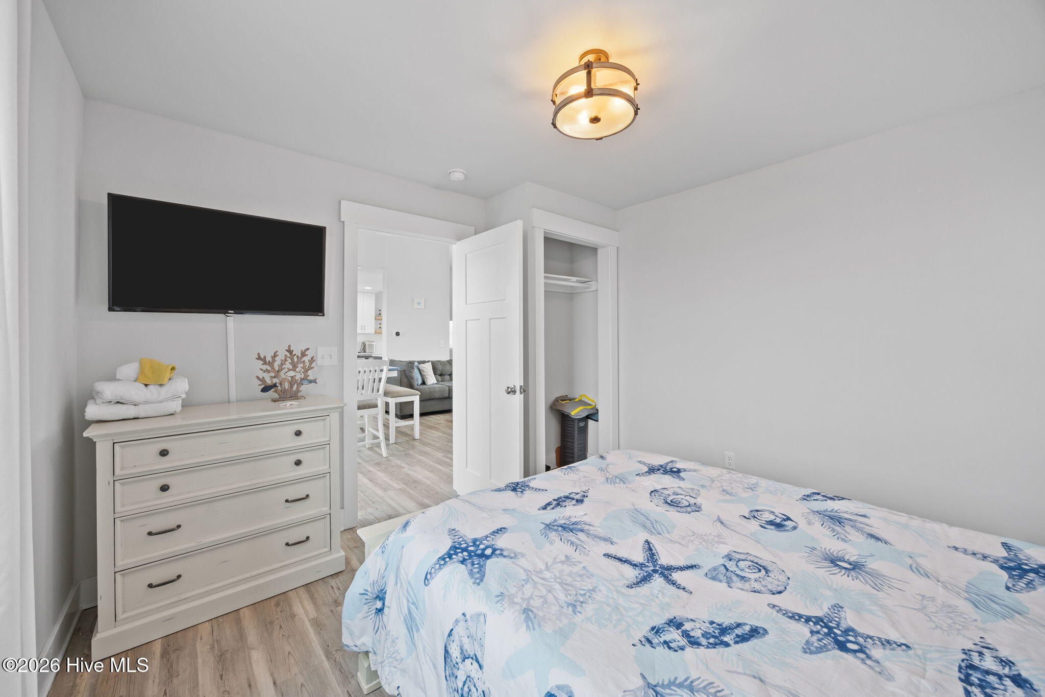 100557334 | Photo 20