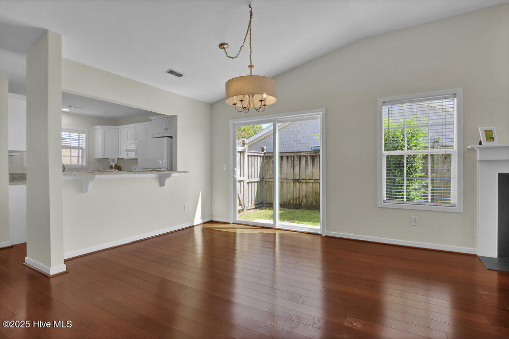 404 Venus Court, Wilmington, NC 28405 – photo 10: 008_p2466357_385