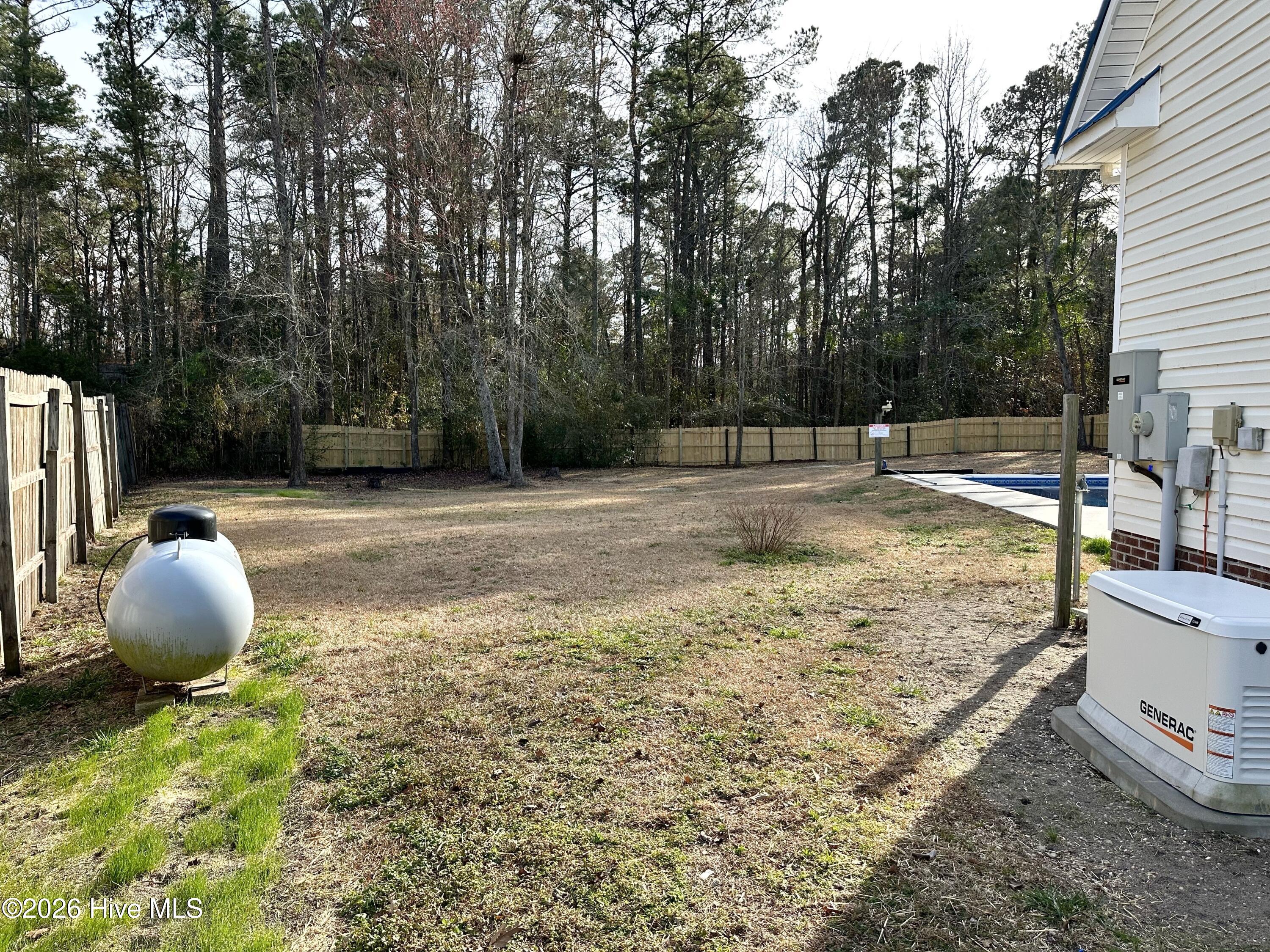 100551305 | Photo 48