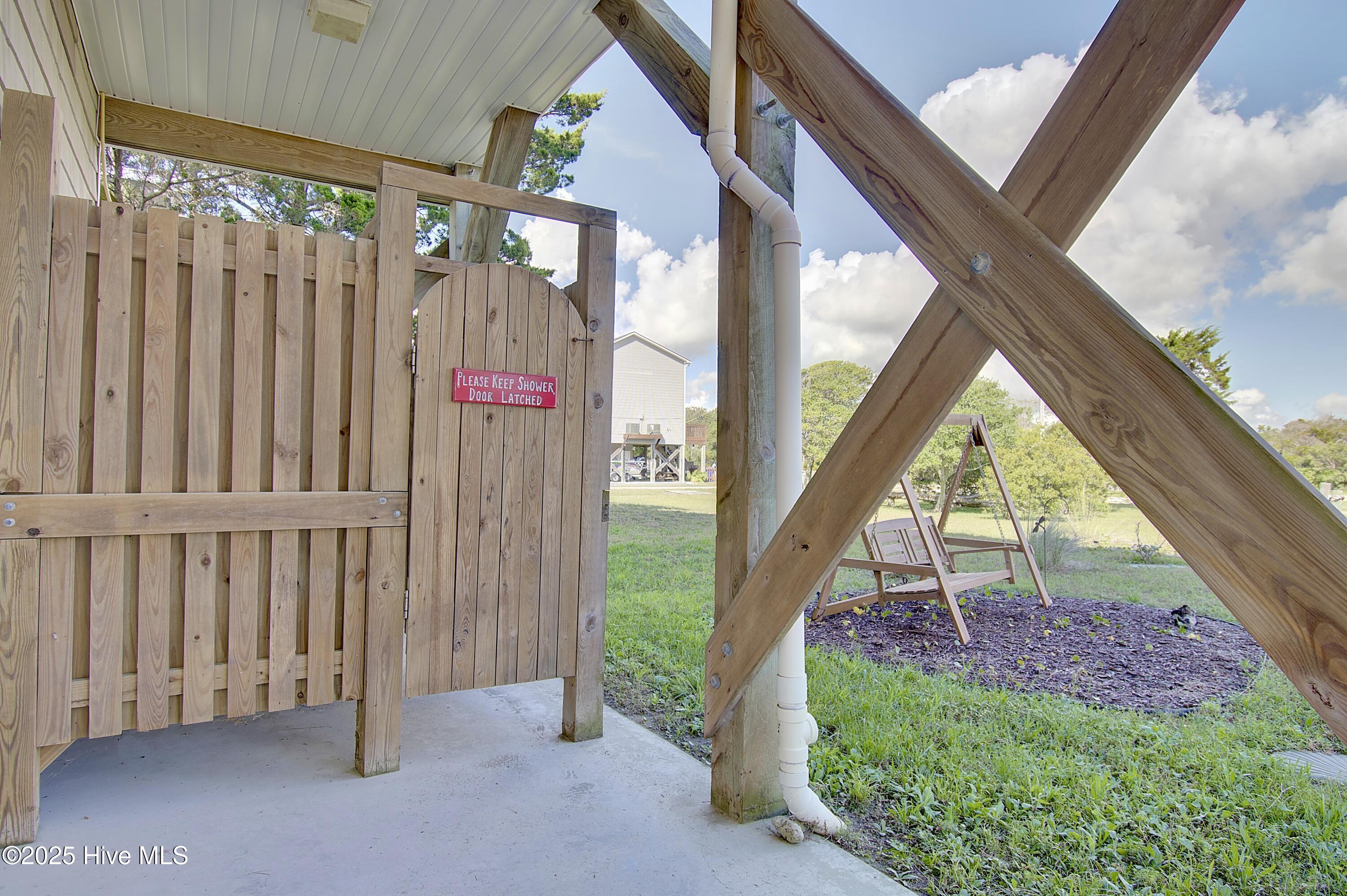 100526525 | Photo 33