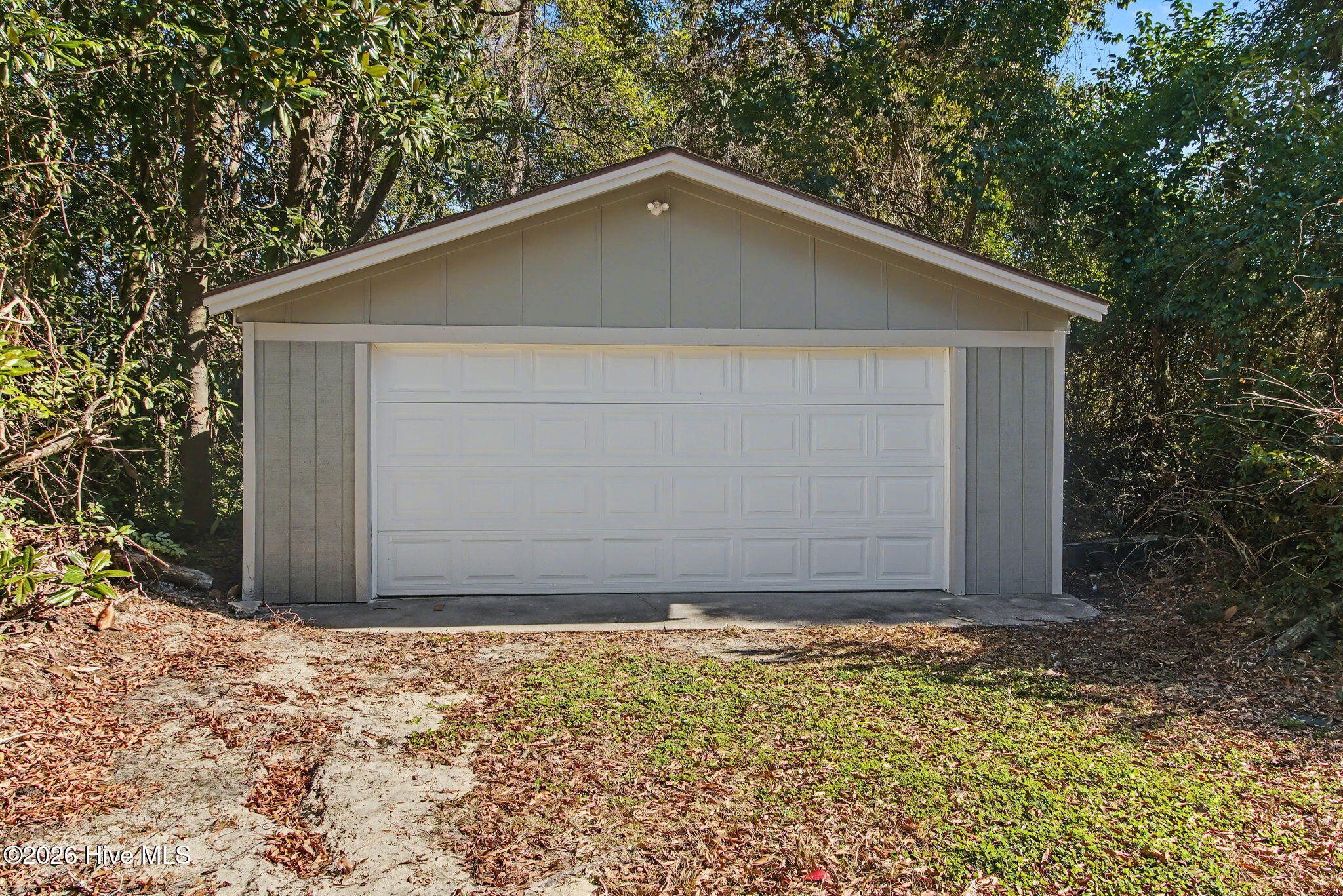 100549818 | Photo 34