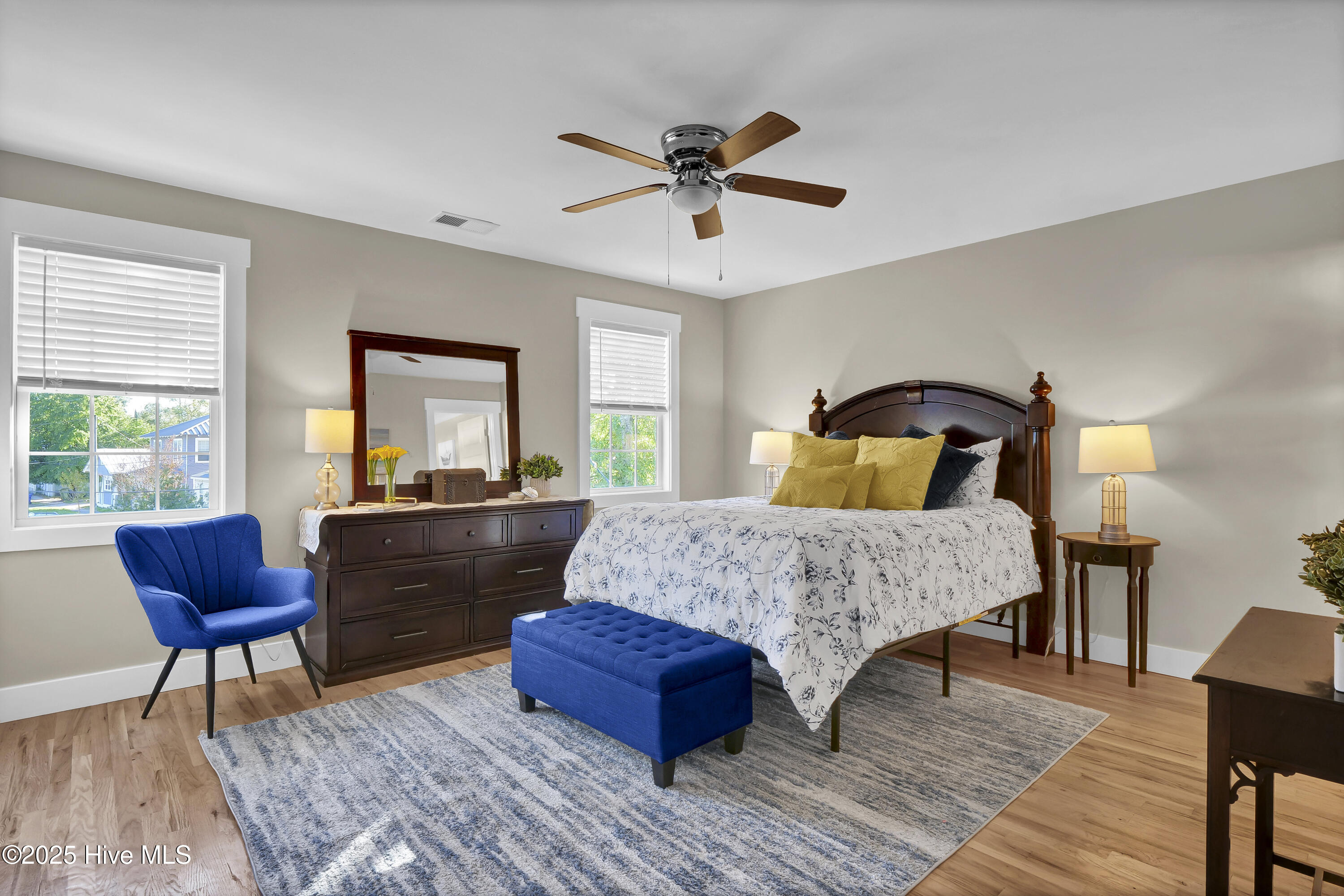 100539058 | Photo 25