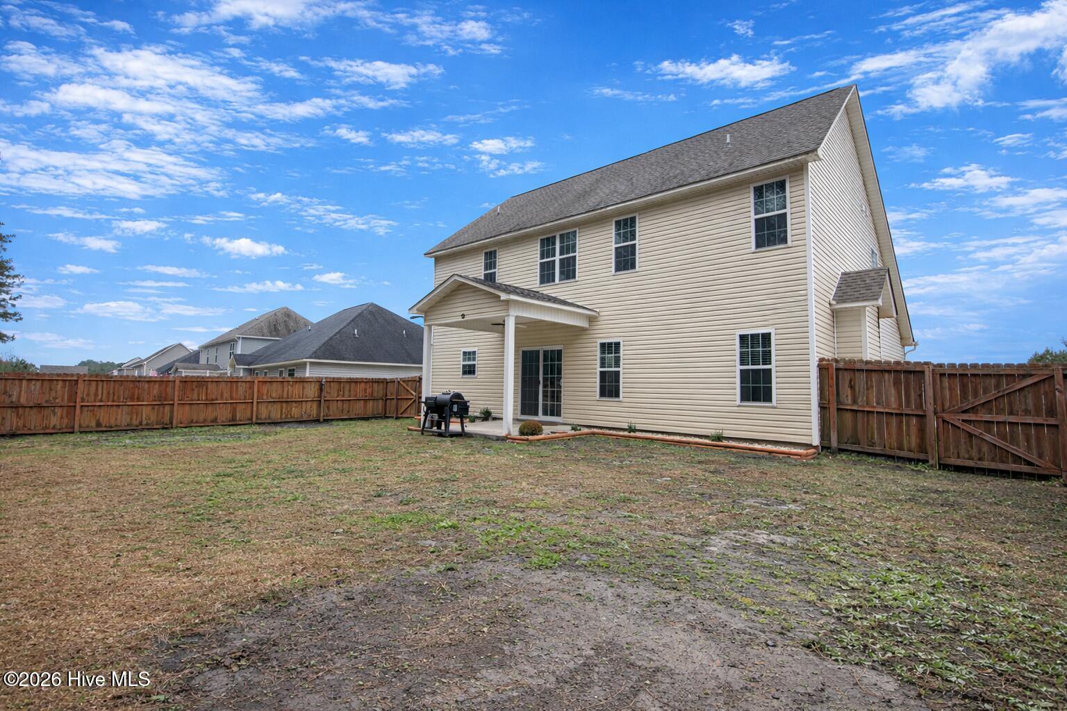 100545254 | Photo 40