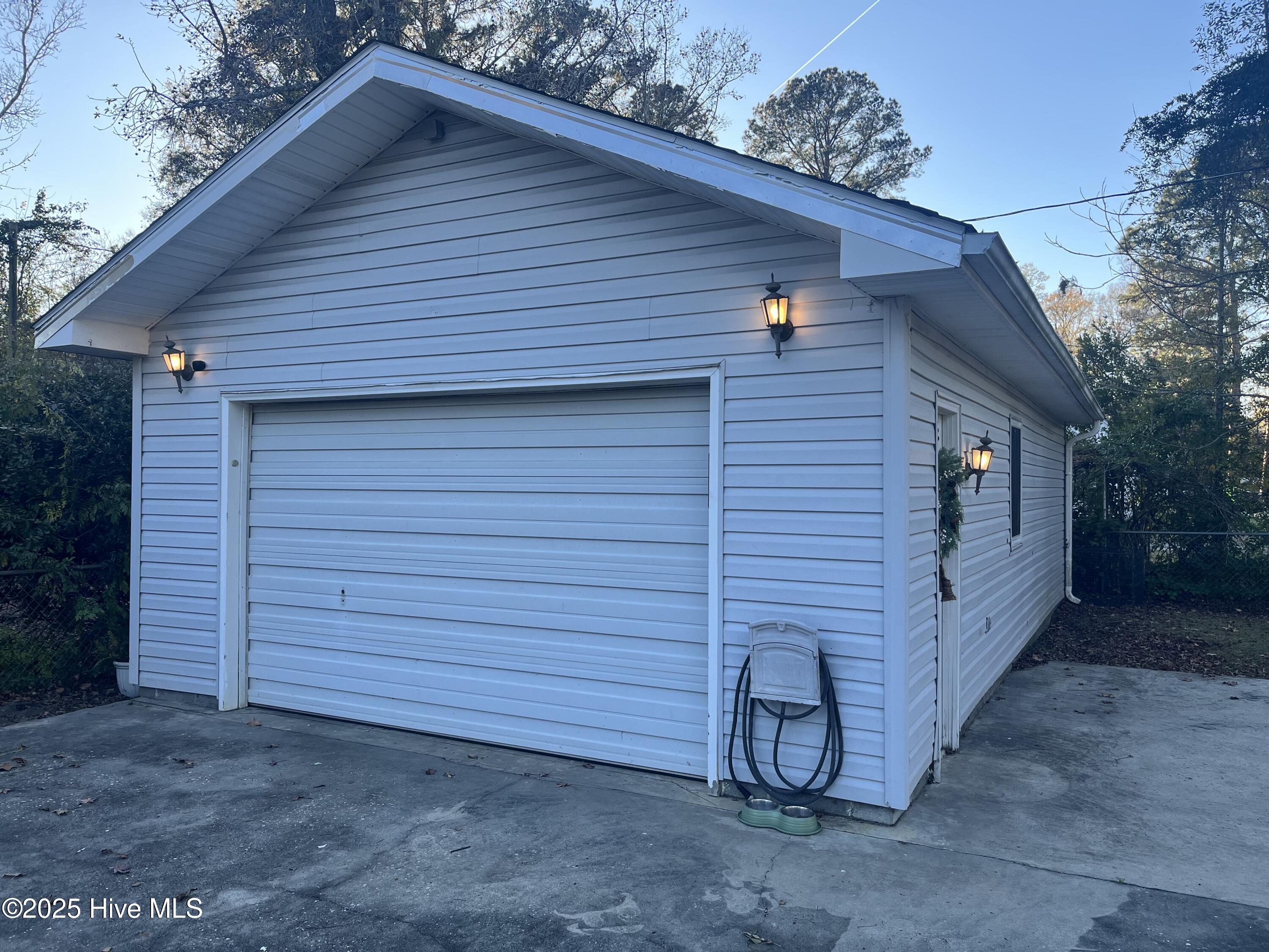 100545553 | Photo 16