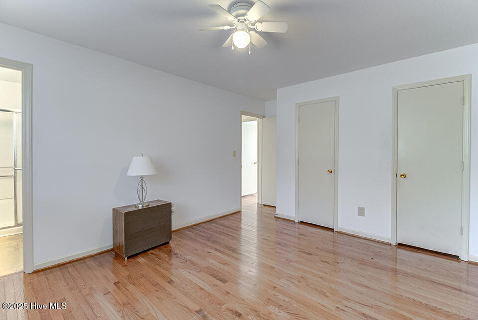 100541590 | Photo 26