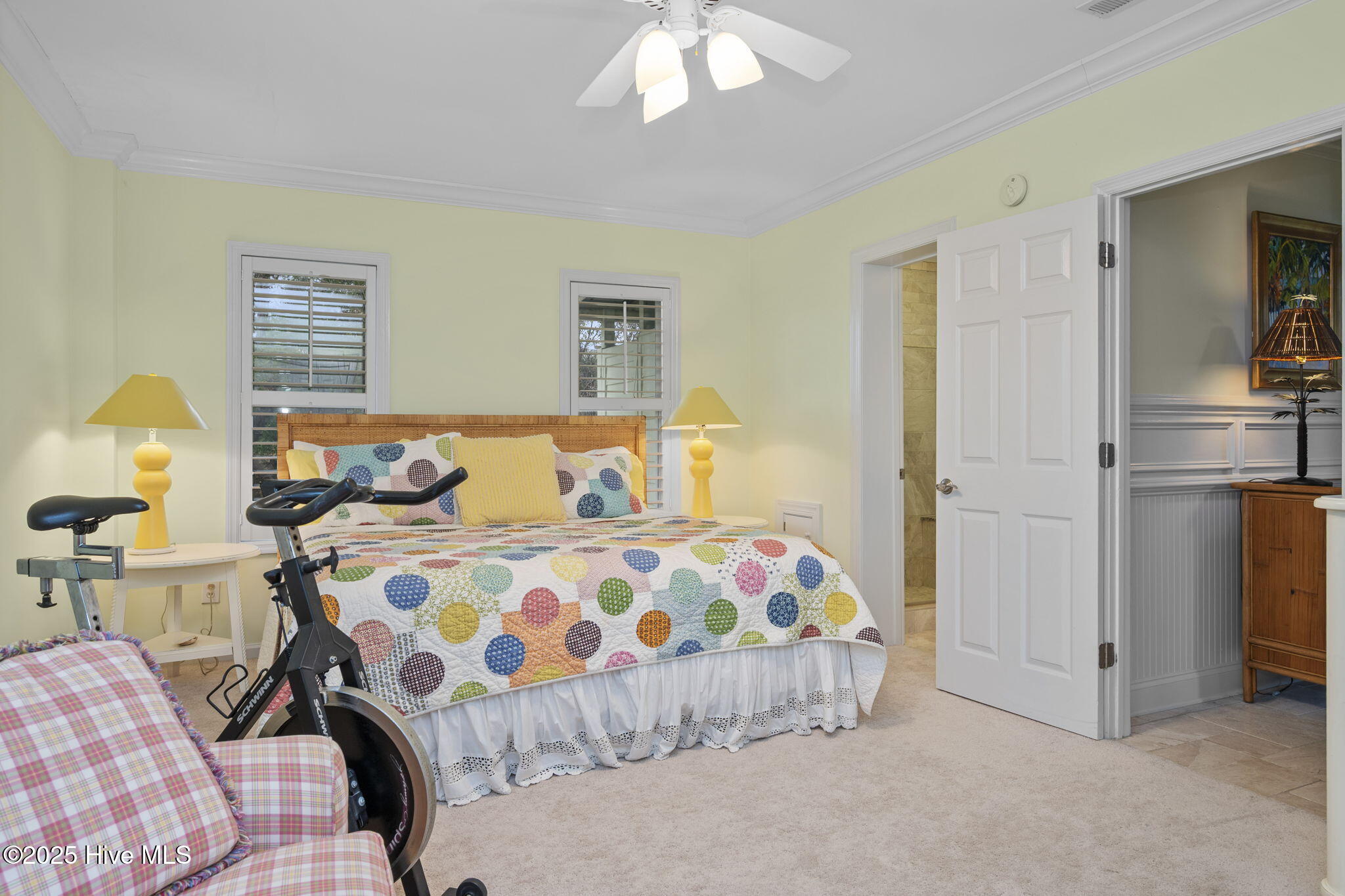 100544331 | Photo 64