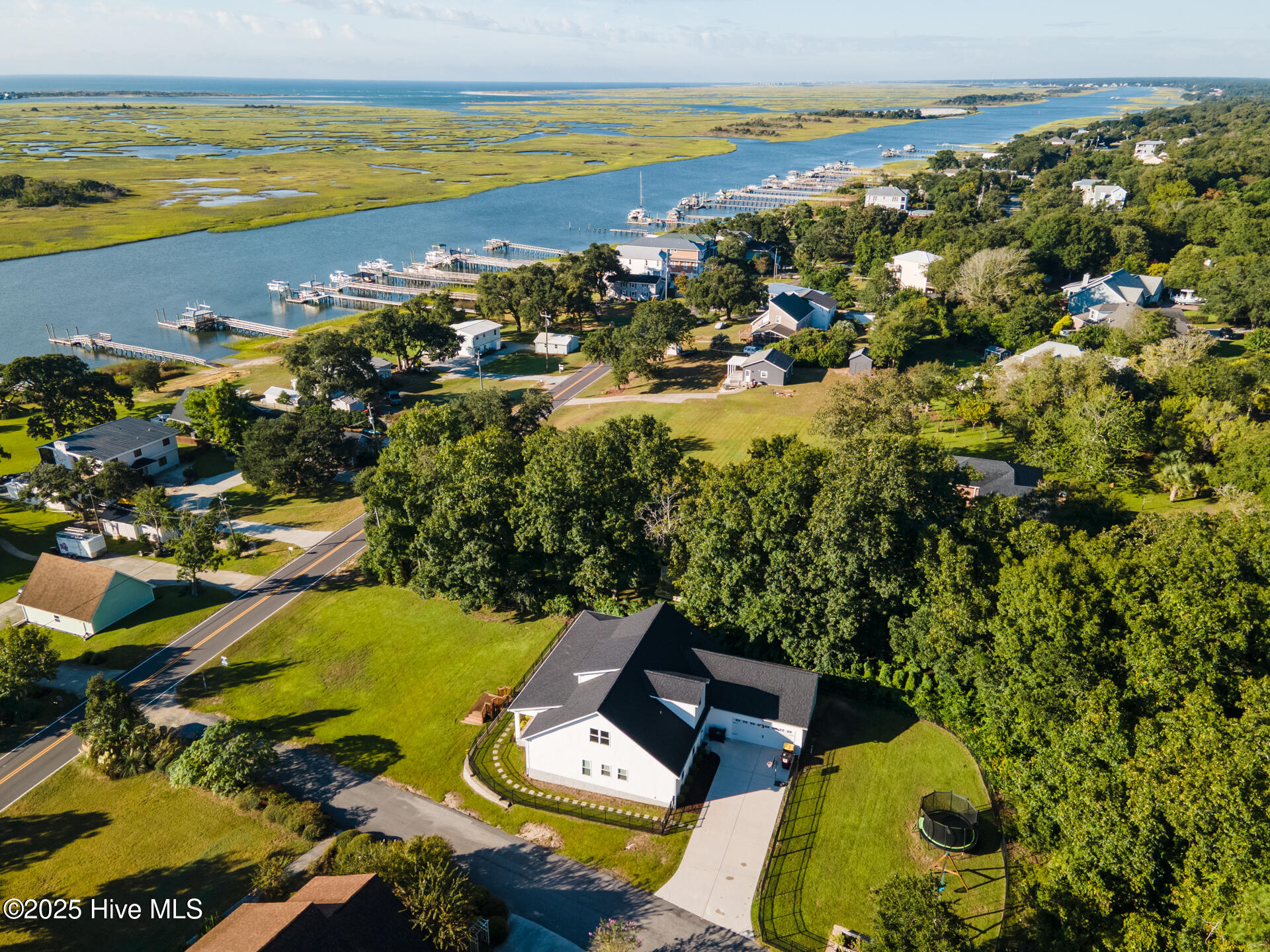 100554078 | Photo 65