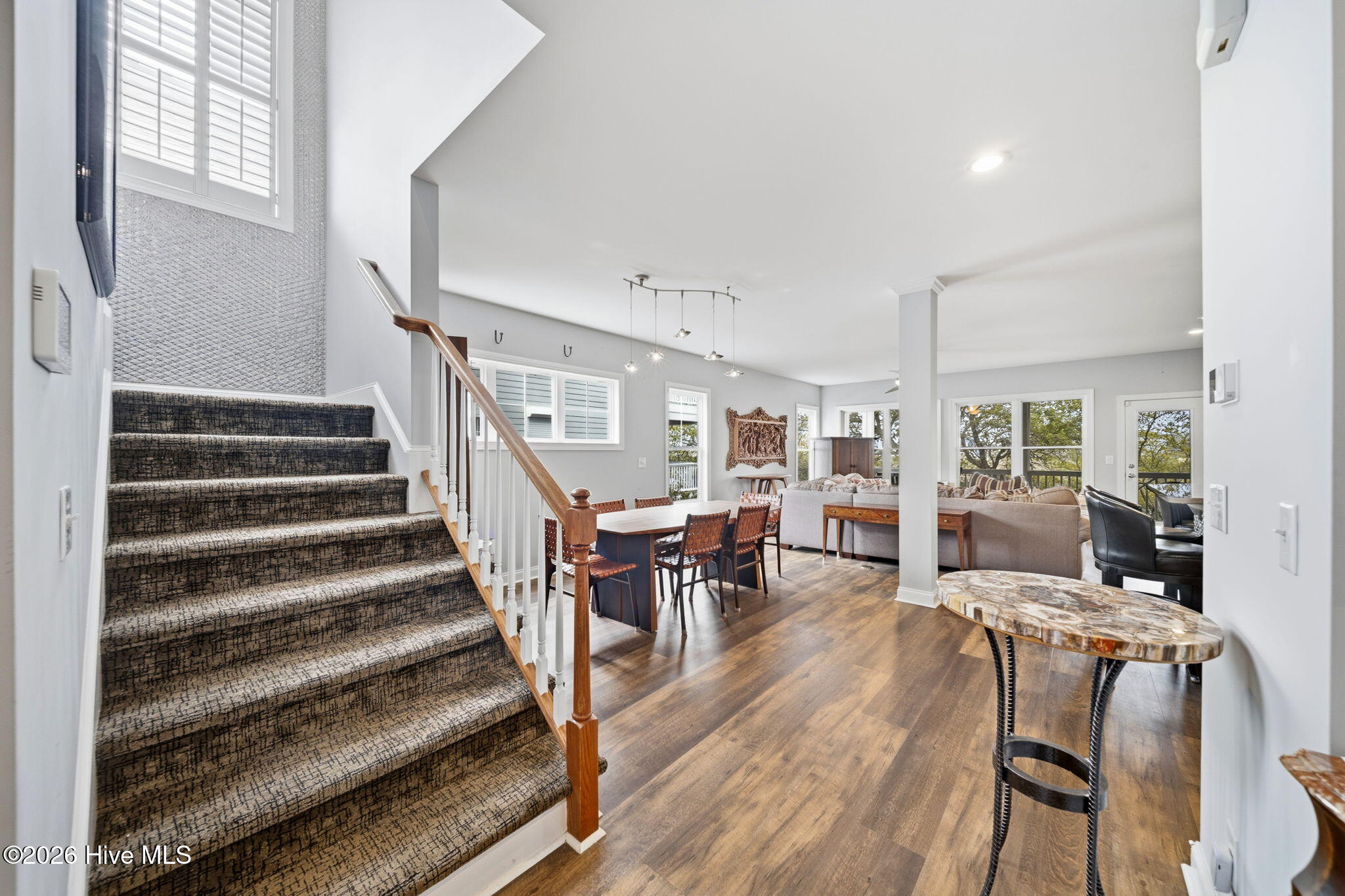 100566136 | Photo 13