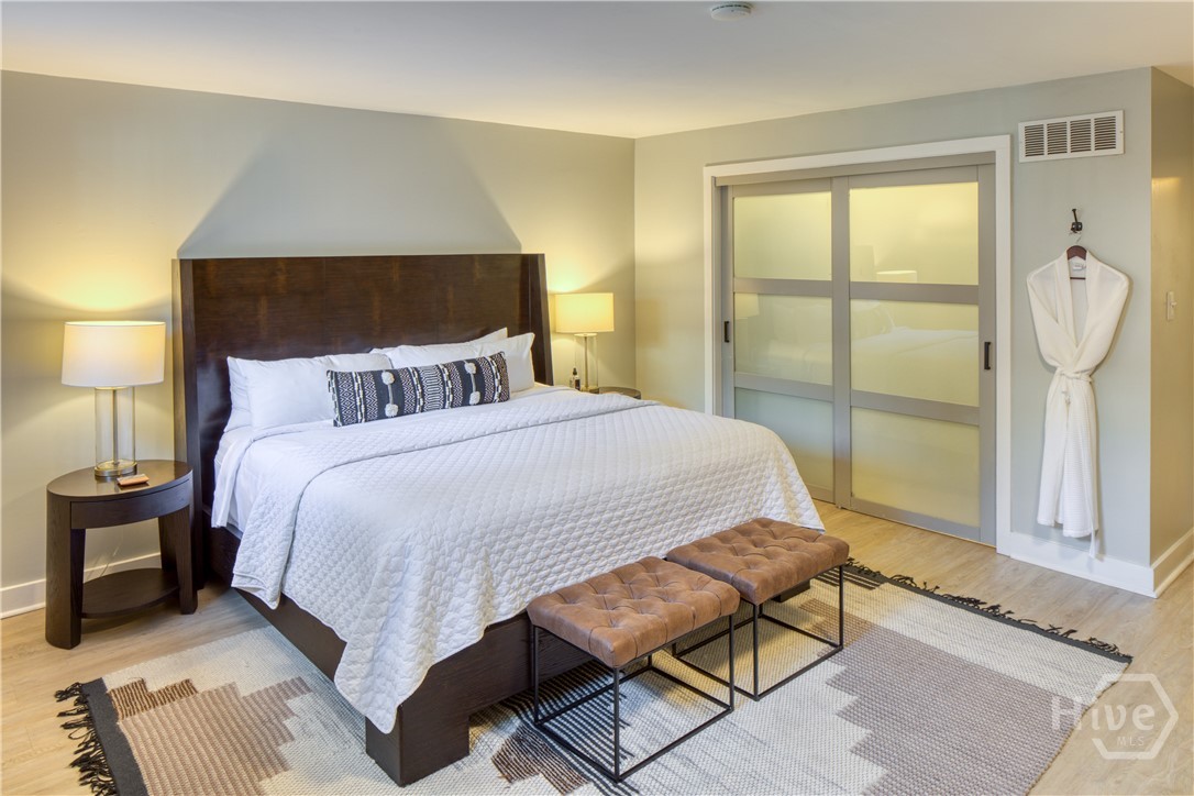 108 W Jones Street, Savannah, GA, 31401