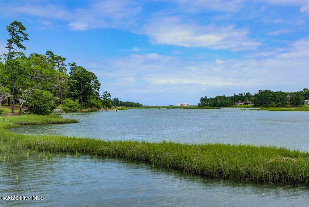 100563966 | Photo 92