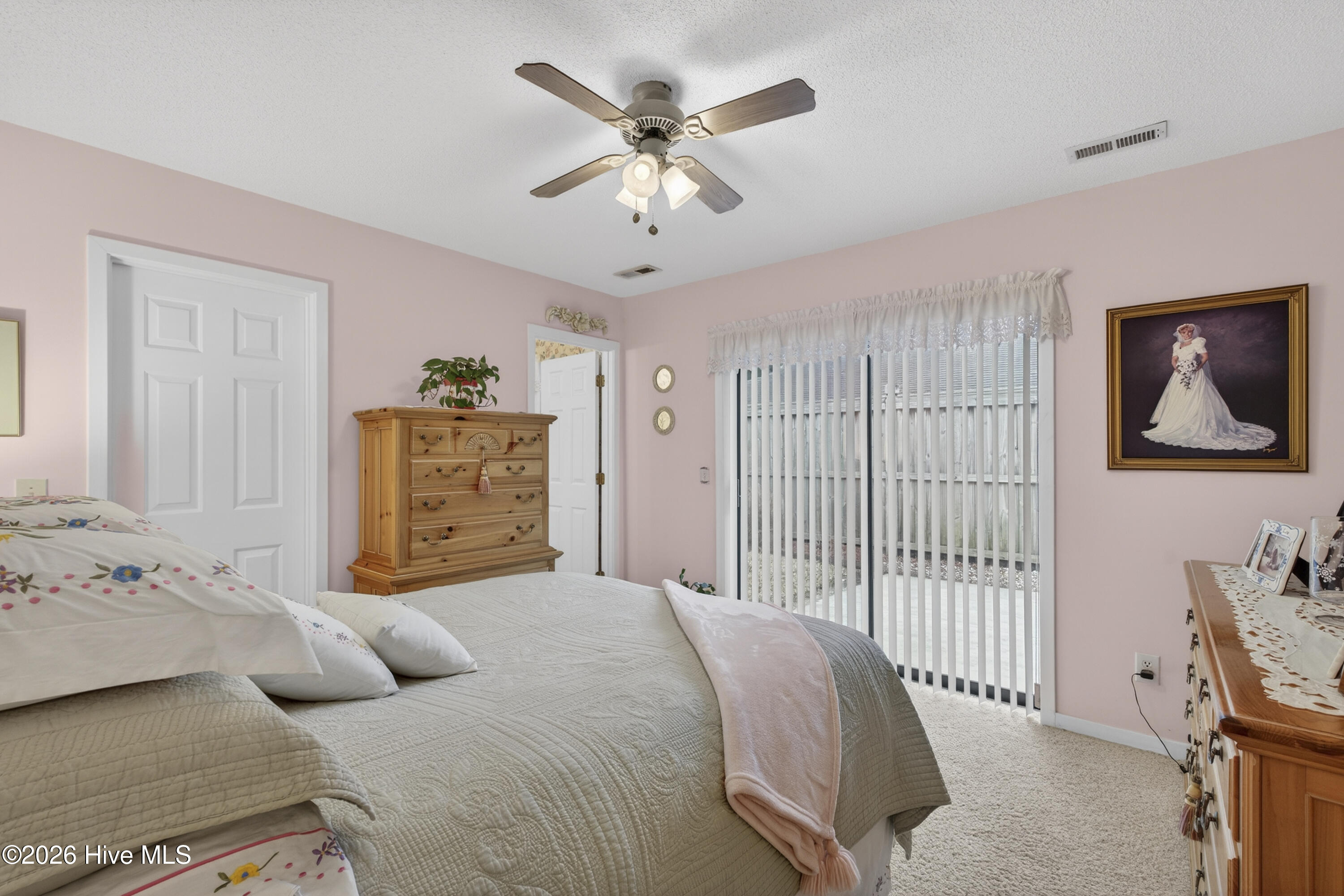 100557206 | Photo 10