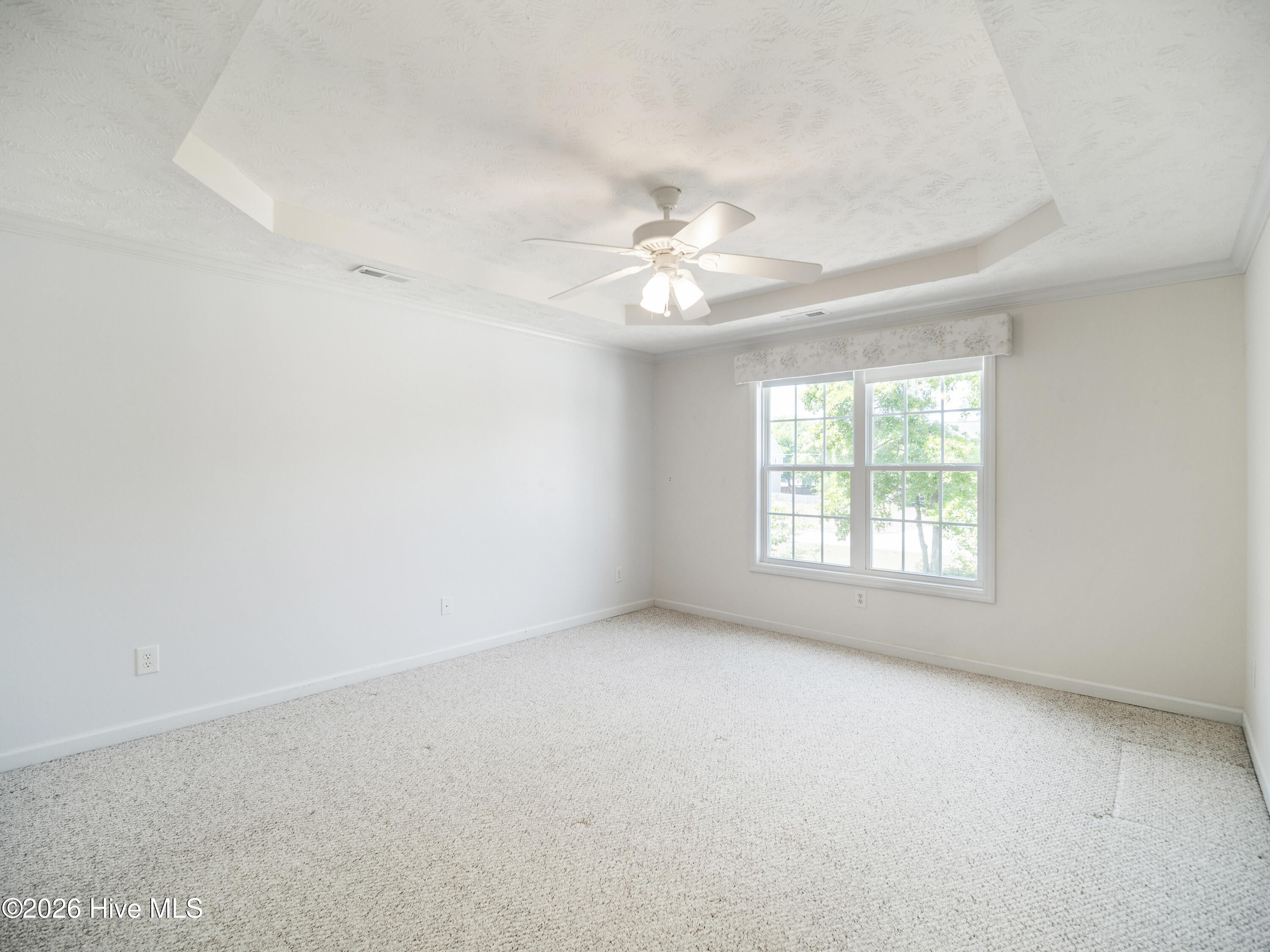 100570640 | Photo 31