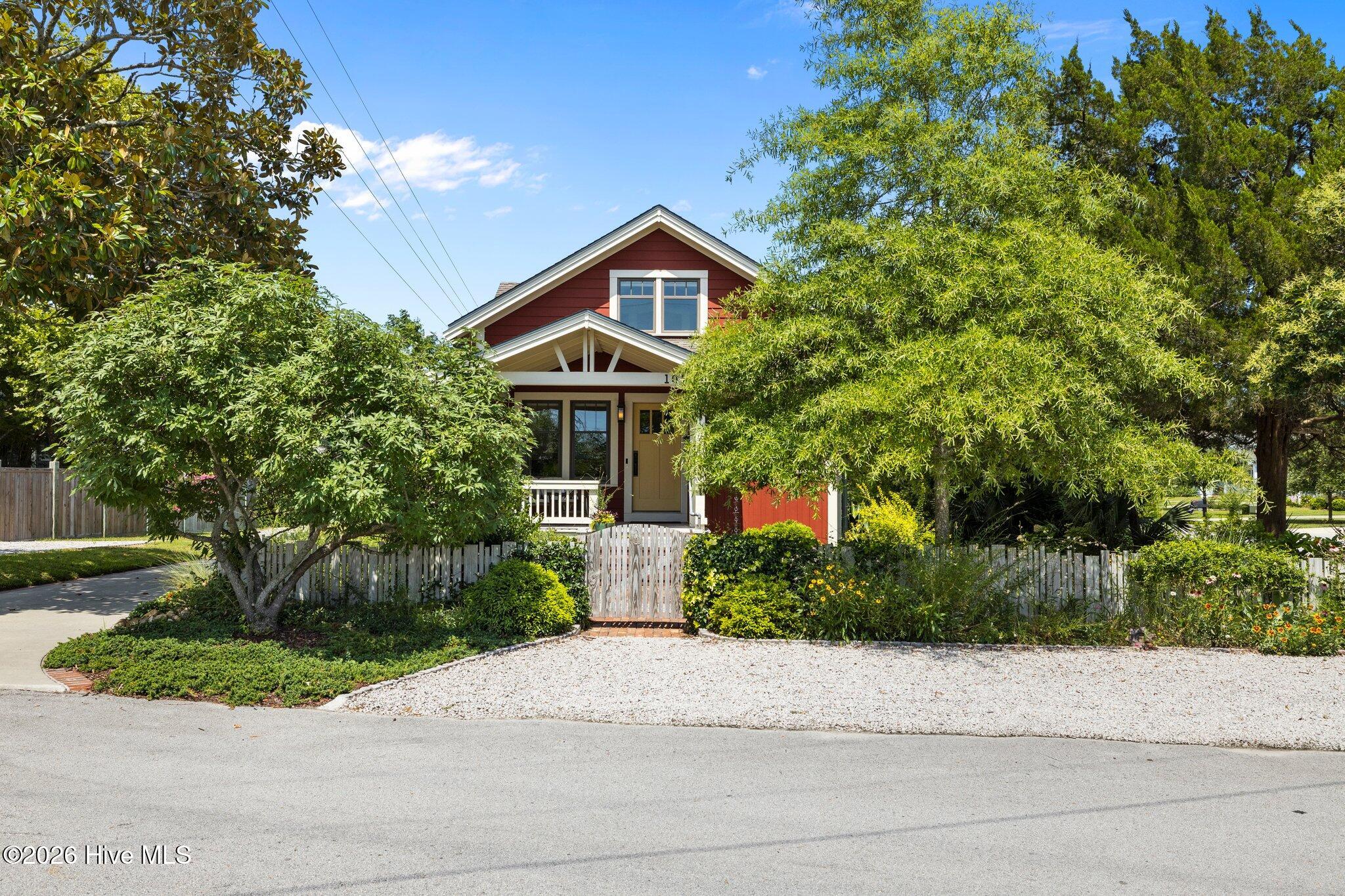 105 3rd Street,Beaufort