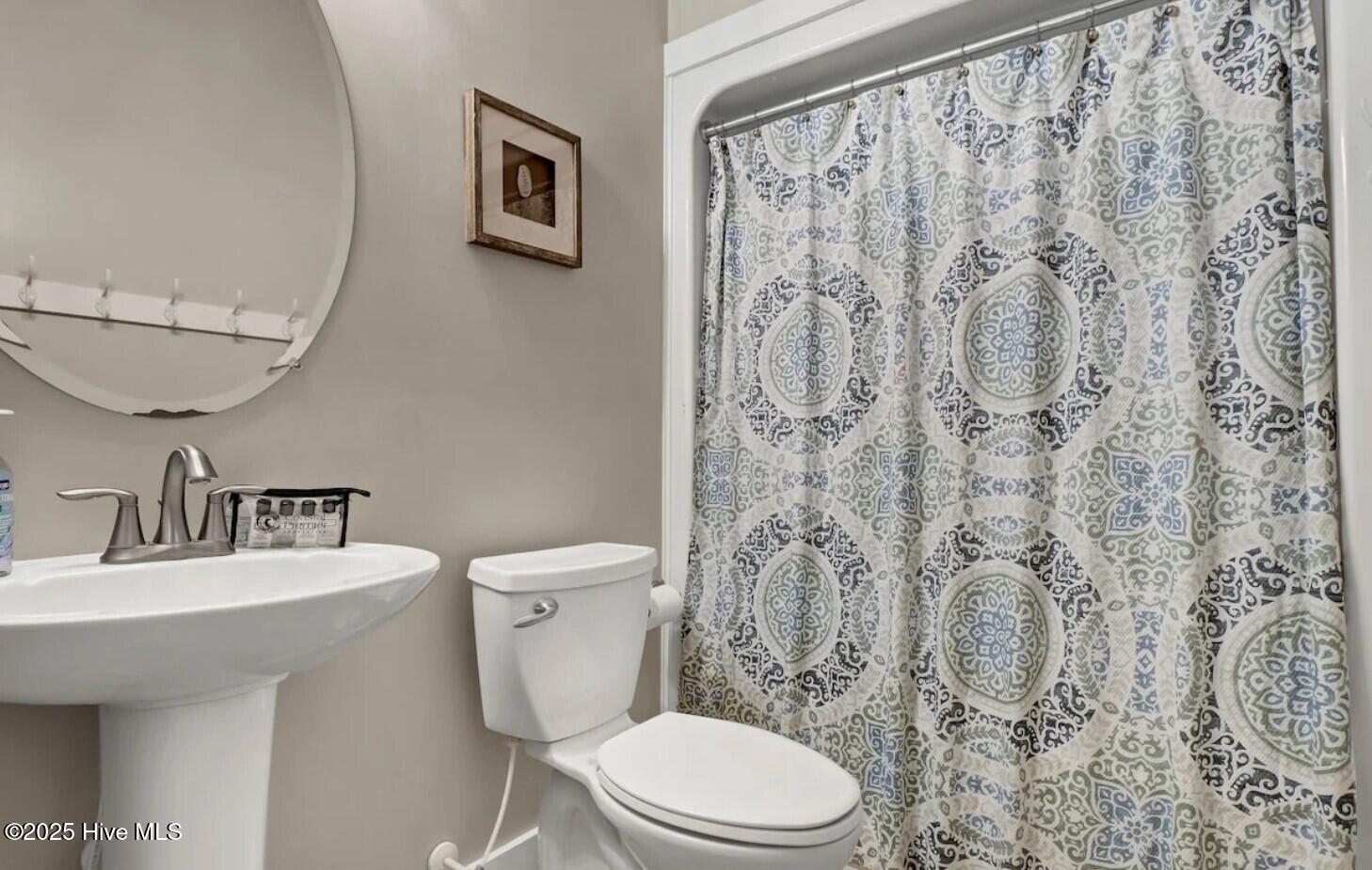 100519019 | Photo 25