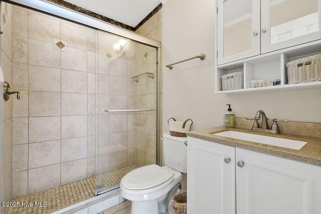 100544569 | Photo 50