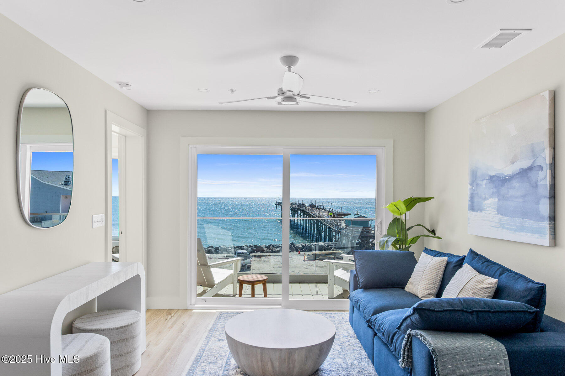 100523211 | Photo 19